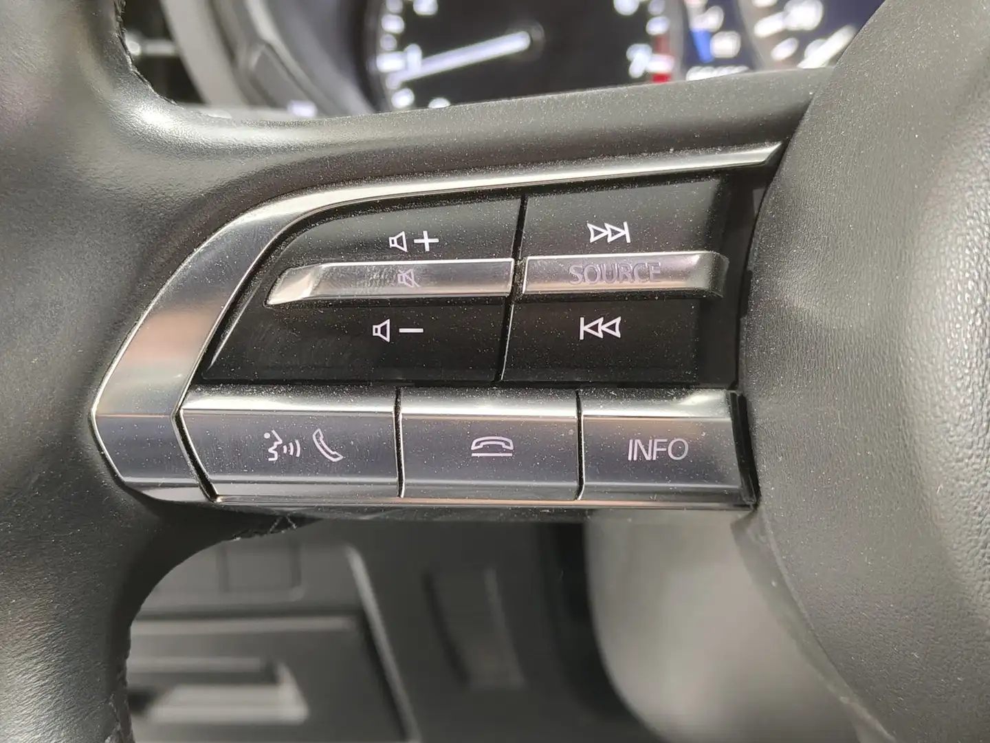 Foto Mazda Mazda3 Mazda Mazda 3 2.0 SKYACTIV-G Zenith (122 CV)