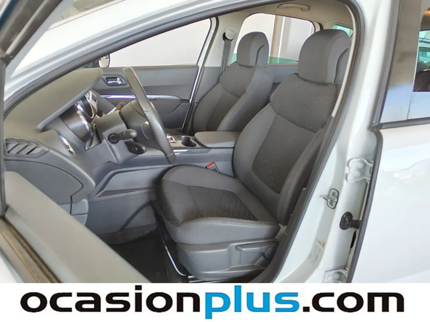 Foto Peugeot 3008 Peugeot 3008 1.2 PureTech Style S&S (130 CV)