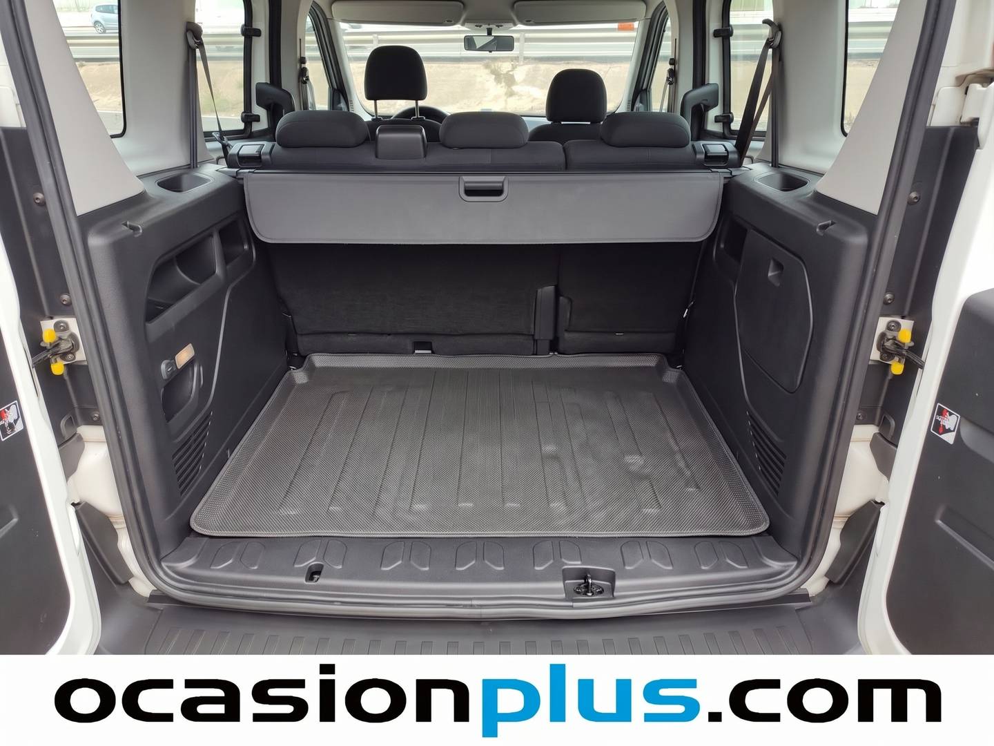 Foto Opel Combo Opel Combo Tour 1.3 CDTI Expression L1H1 (90 CV) siete plazas