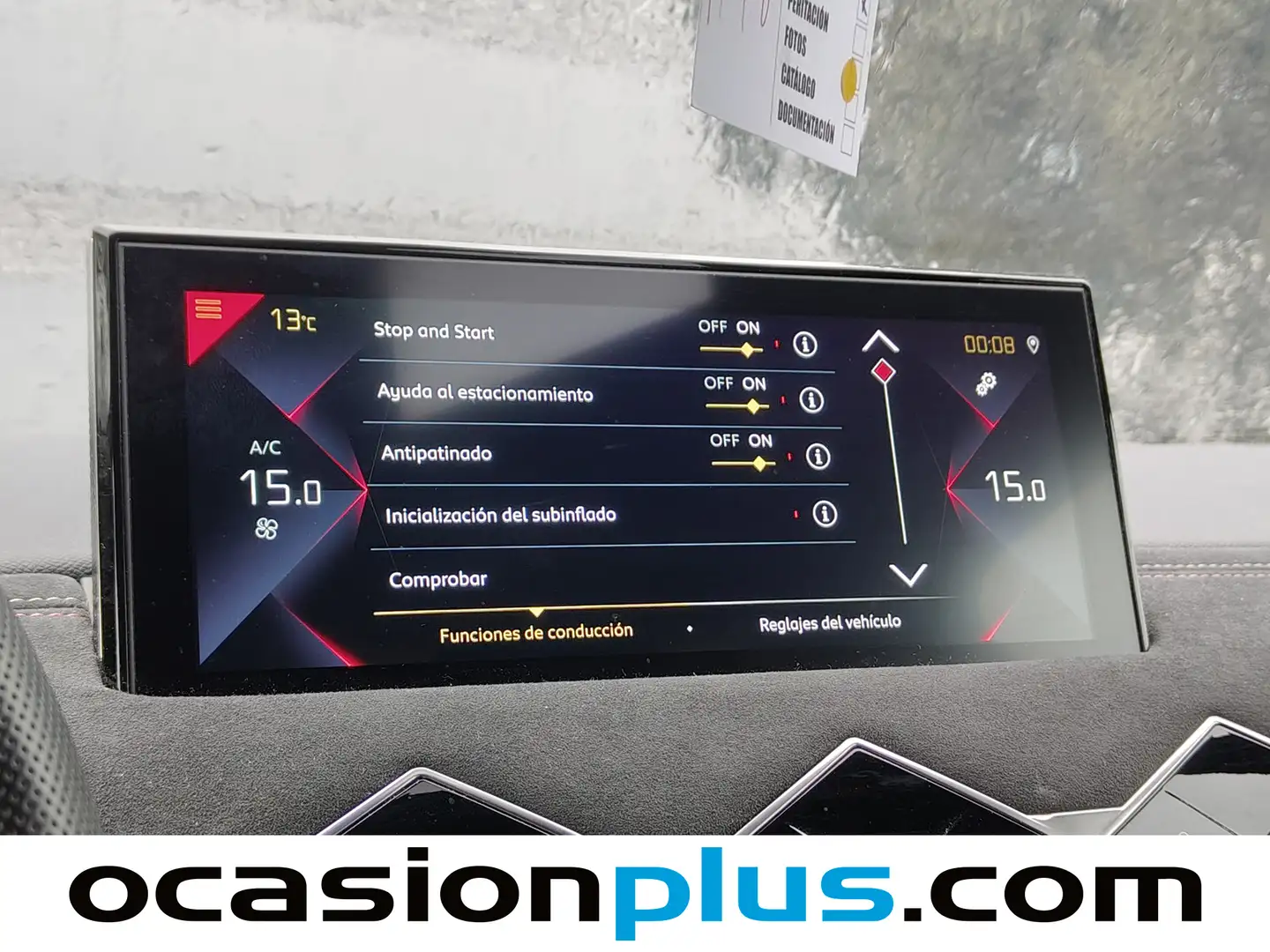 Foto DS DS 3 Crossback DS DS3 Crossback PureTech 130 Performance Line+ EAT8 (130 CV)