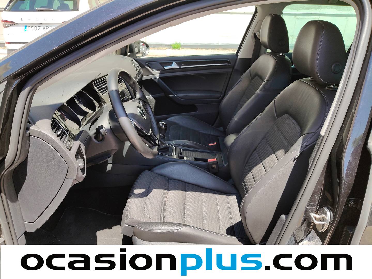 Foto asientos delanteros Volkswagen Golf Volkswagen Golf Sport 1.4 TSI BMT ACT Tech BMT (150 CV)
