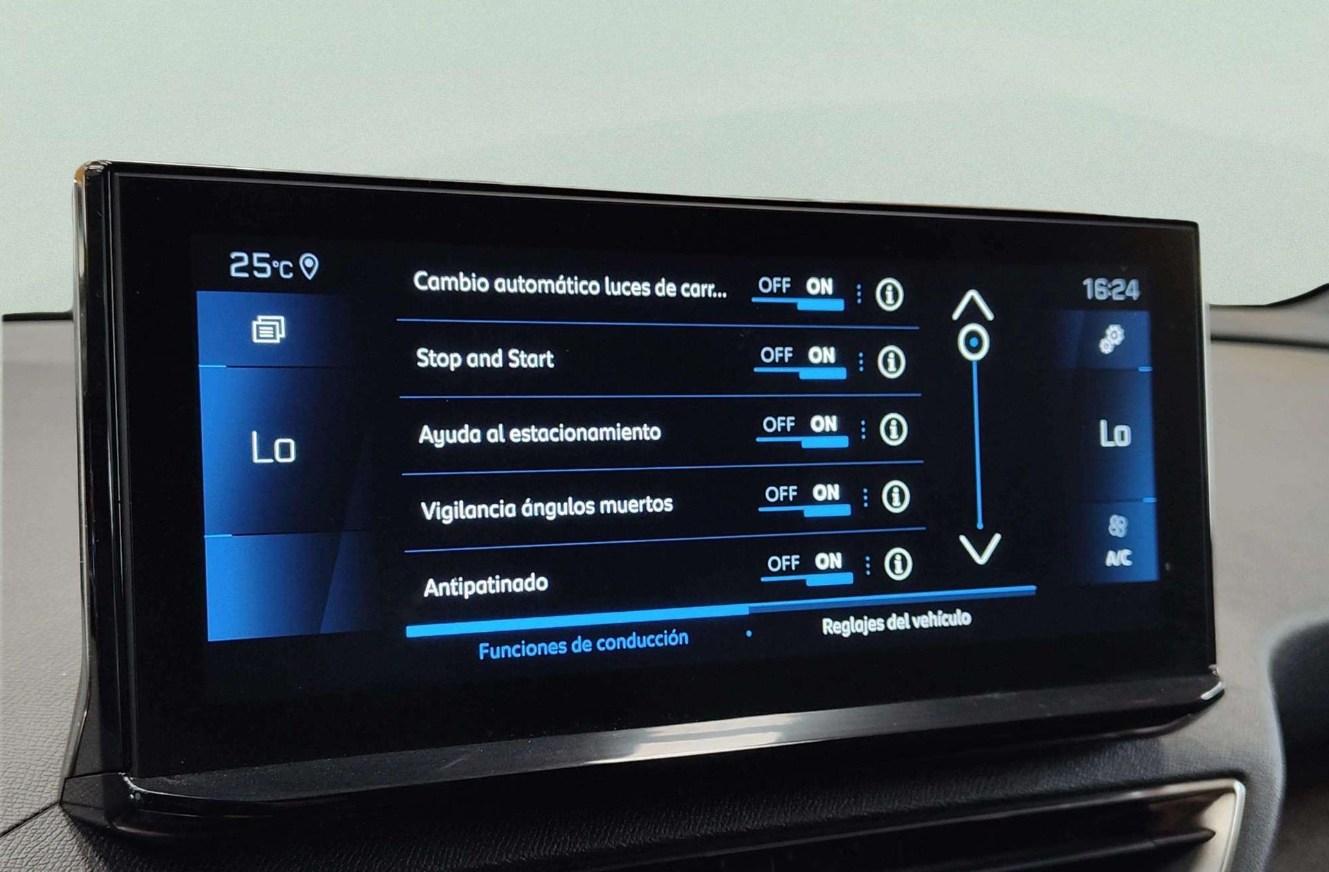 Peugeot 3008 PureTech 130 Allure Pack EAT8 - foto 14