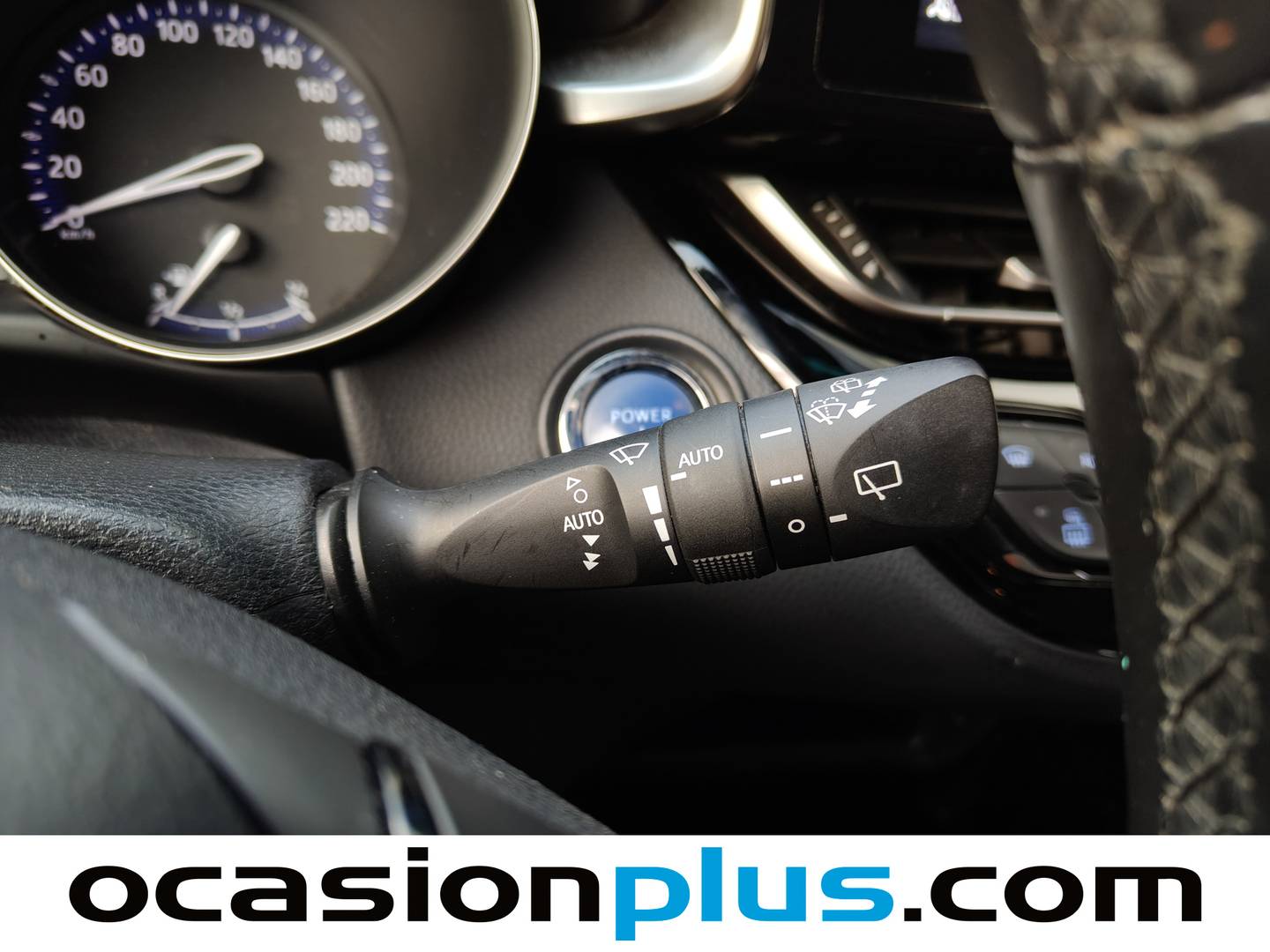 Foto Toyota C-HR Toyota C-HR 1.8 125H Advance (122 CV)