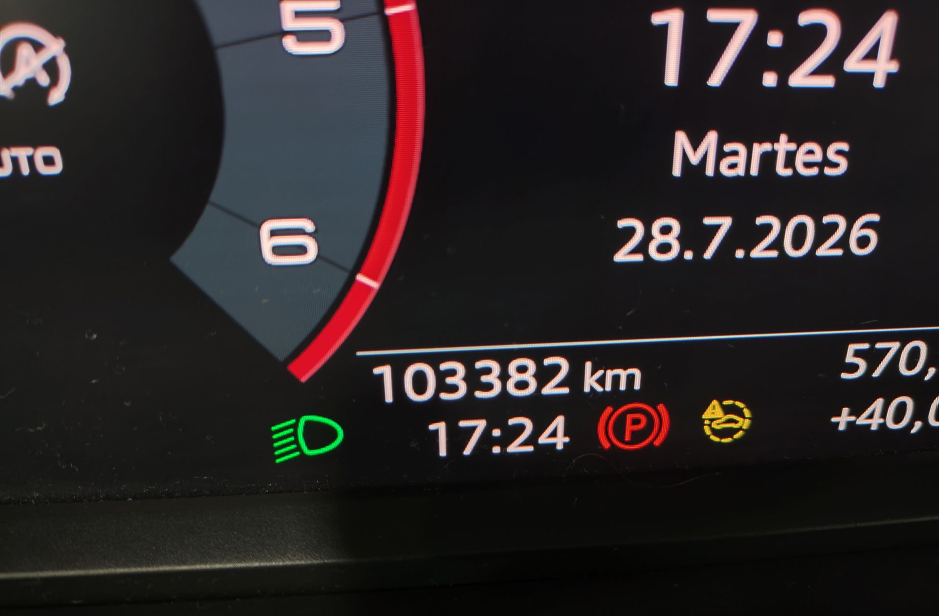 Audi Q3 S line 35 TDI S tronic - foto 10