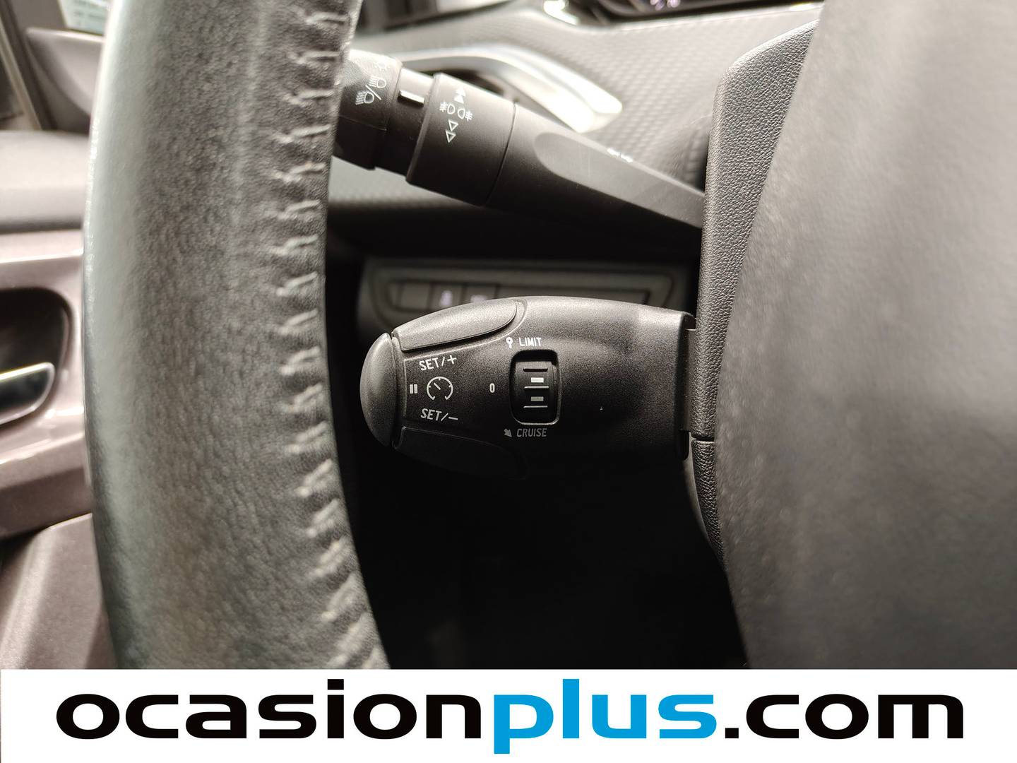 Acabados Peugeot 2008 Peugeot 2008 BlueHDi 100 S&S Active (100 CV)