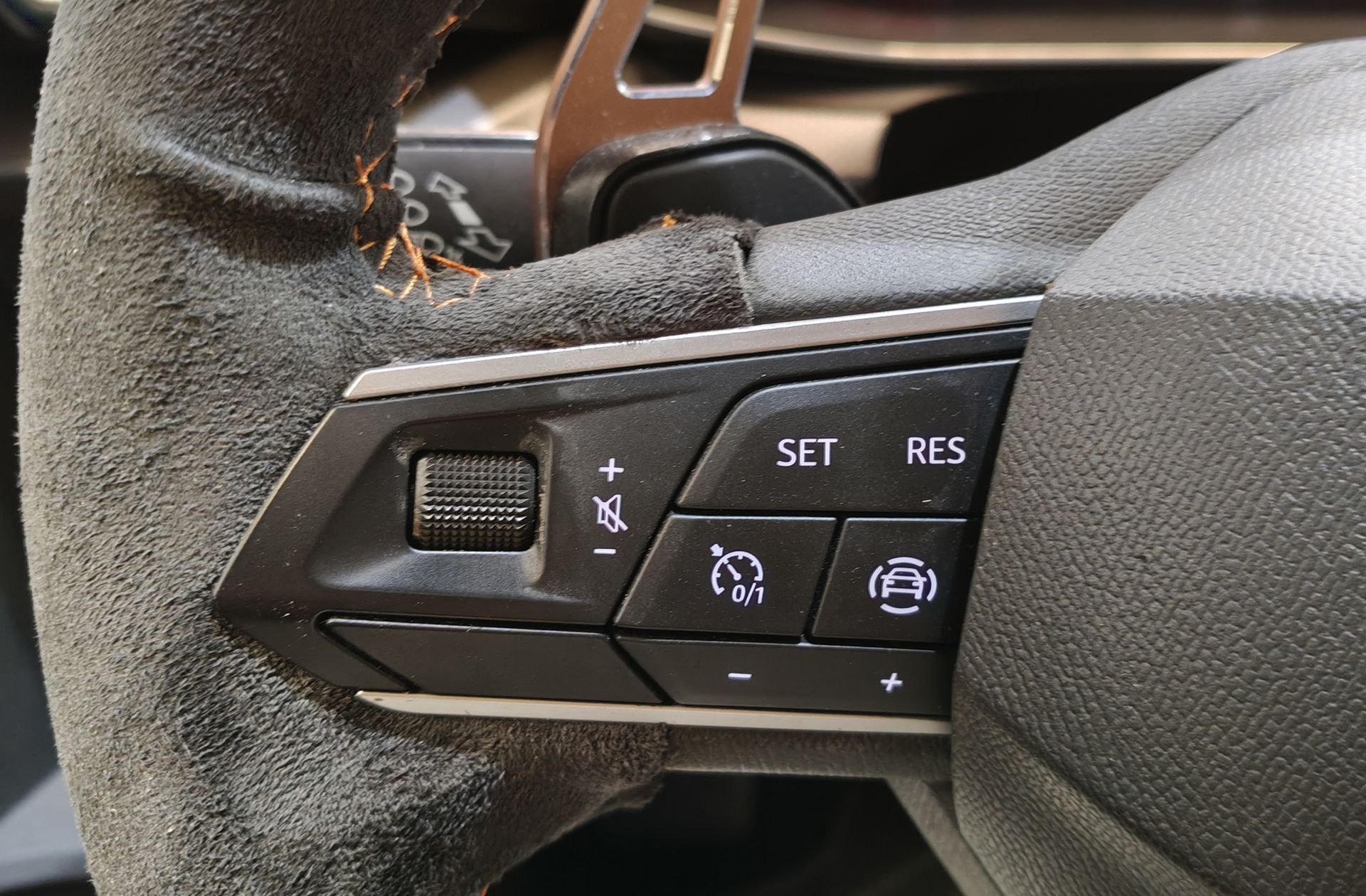 SEAT León 2.0 TDI Style Go DSG - foto 25