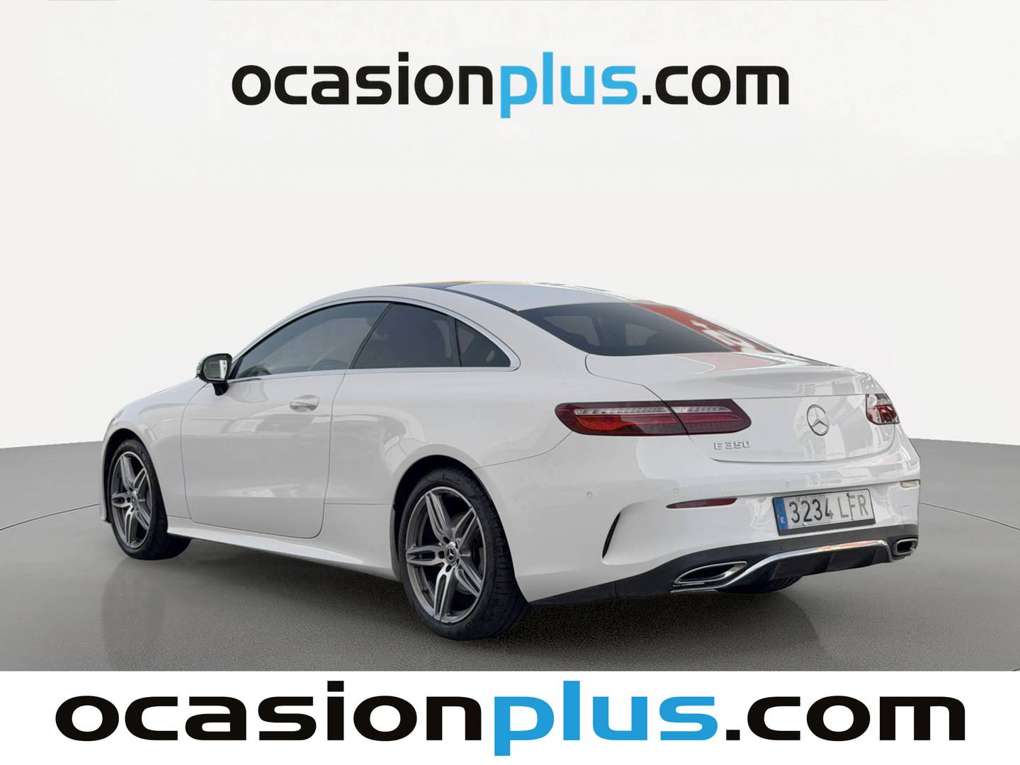 Foto trasera Mercedes Clase E Mercedes Clase E 350 Coupe (299 CV) Pack AMG izquierda