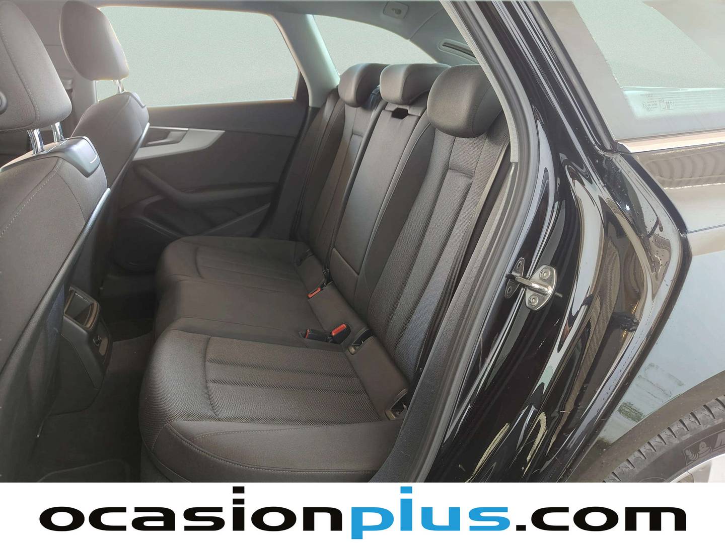 Foto asientos traseros Audi A4 Audi A4 Avant Advanced 35 TFSI (150 CV) S tronic