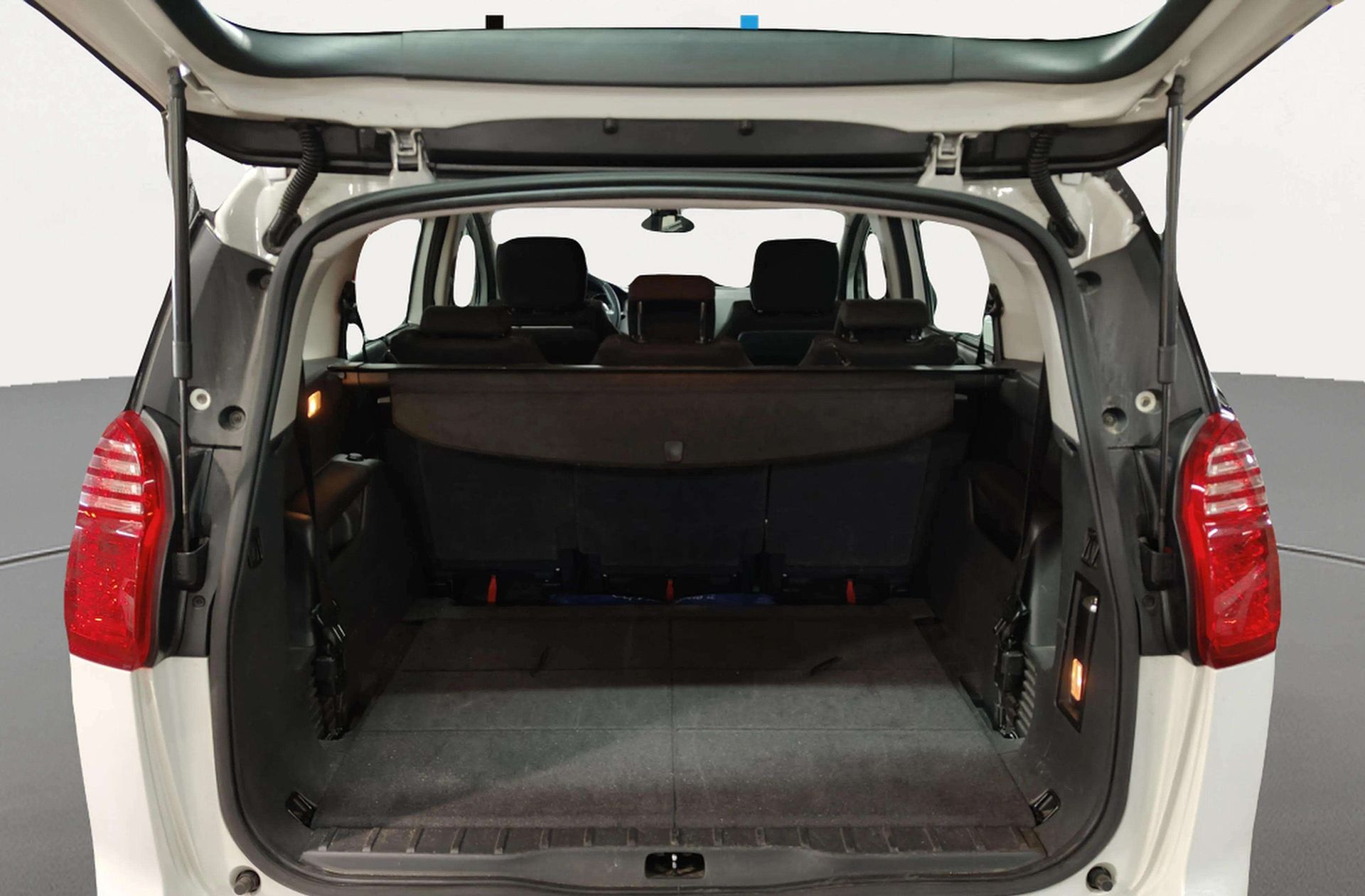 Peugeot 5008 1.6 HDi Premium CMP 7 plazas - foto 14