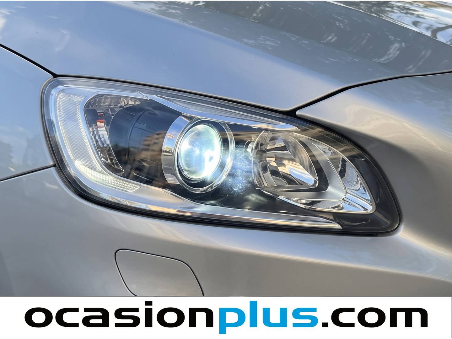 Equipamiento del Volvo V60 Volvo V60 D2 Momentum Auto (120 CV)