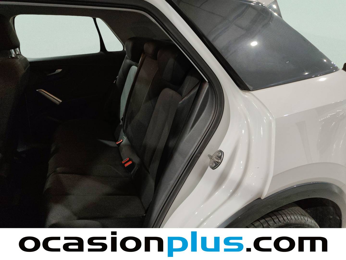 Foto asientos traseros Audi Q2 Audi Q2 Advanced 30 TDI (116 CV)