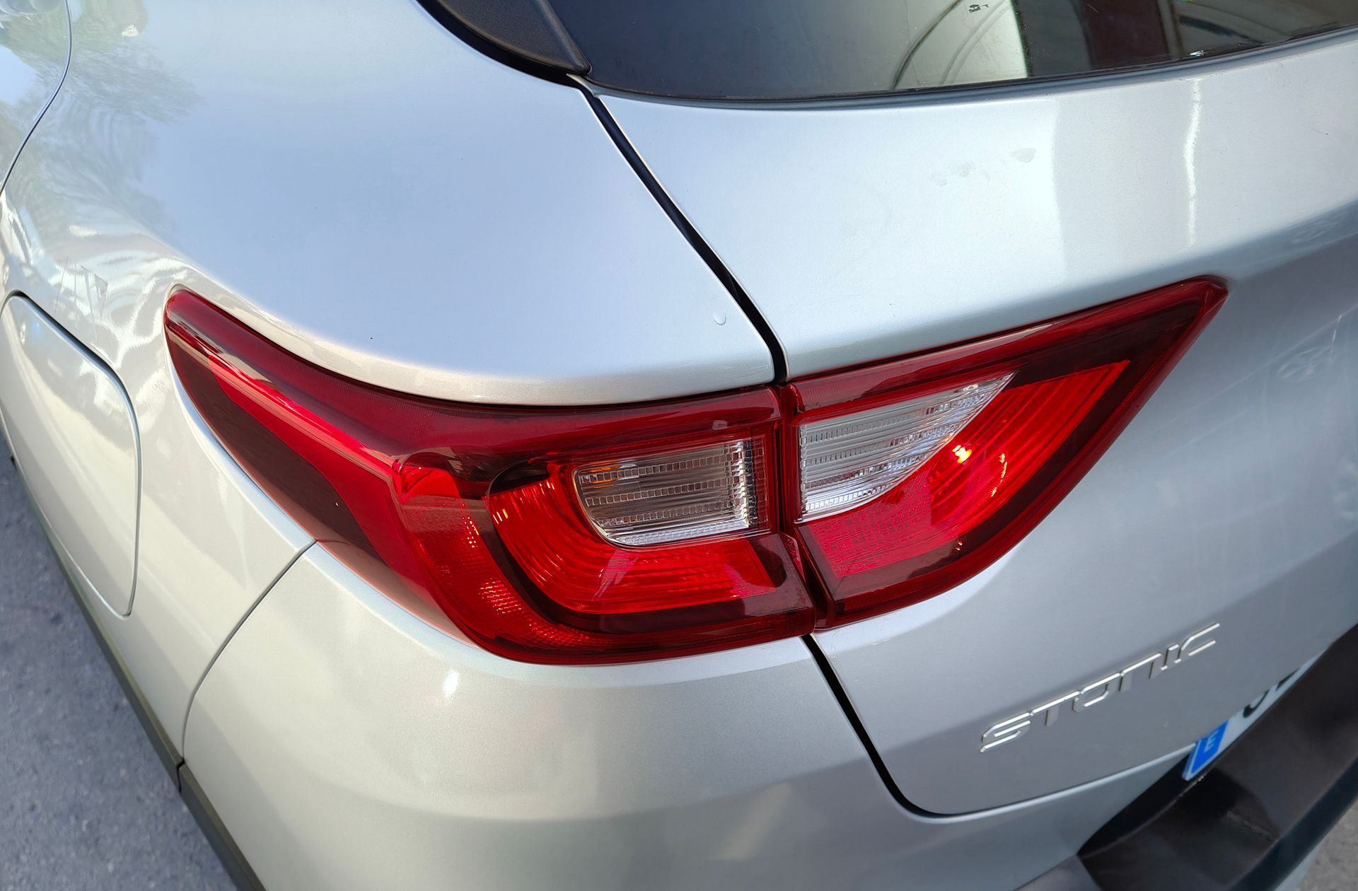 Kia Stonic 1.0 T-GDi Drive DCT - foto 19