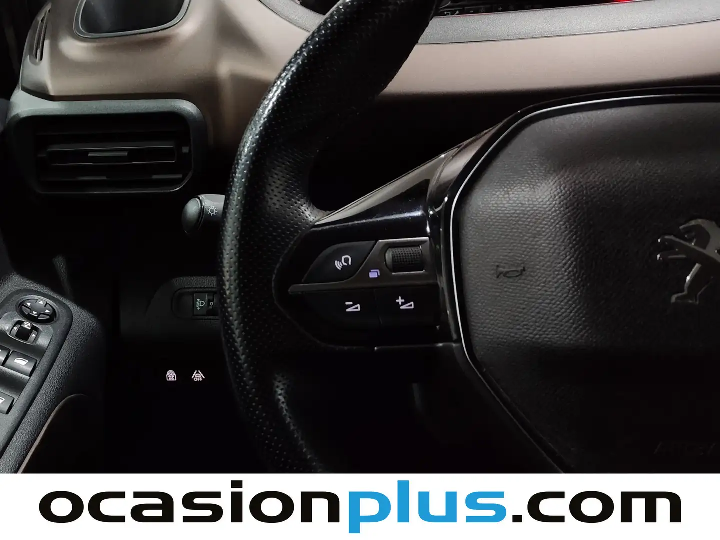 Foto Peugeot Rifter Peugeot Rifter BlueHDi 100 GT Line Standard (100 CV)