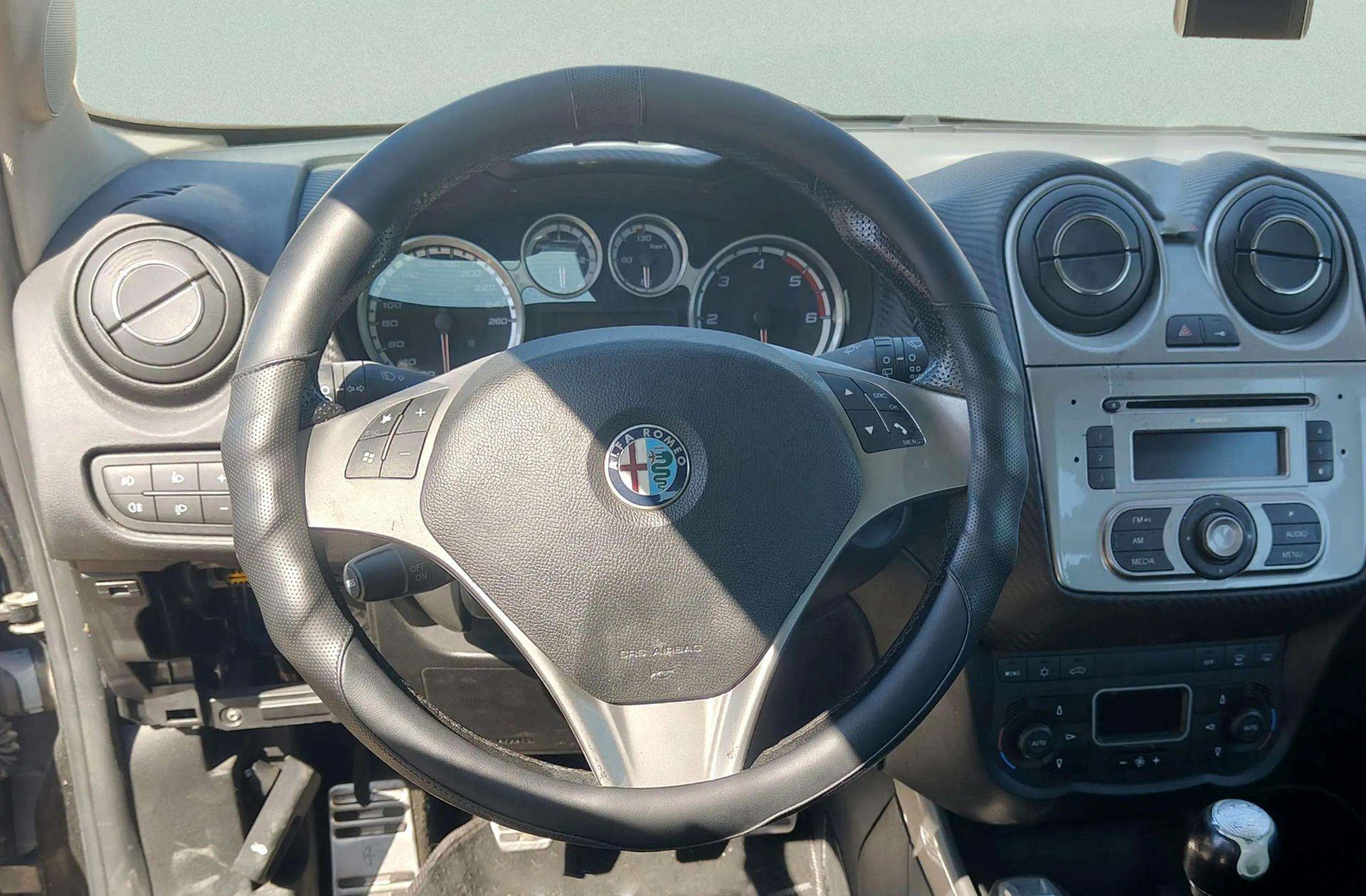 Alfa Romeo MiTo 1.3 JTDm Distinctive - foto 18