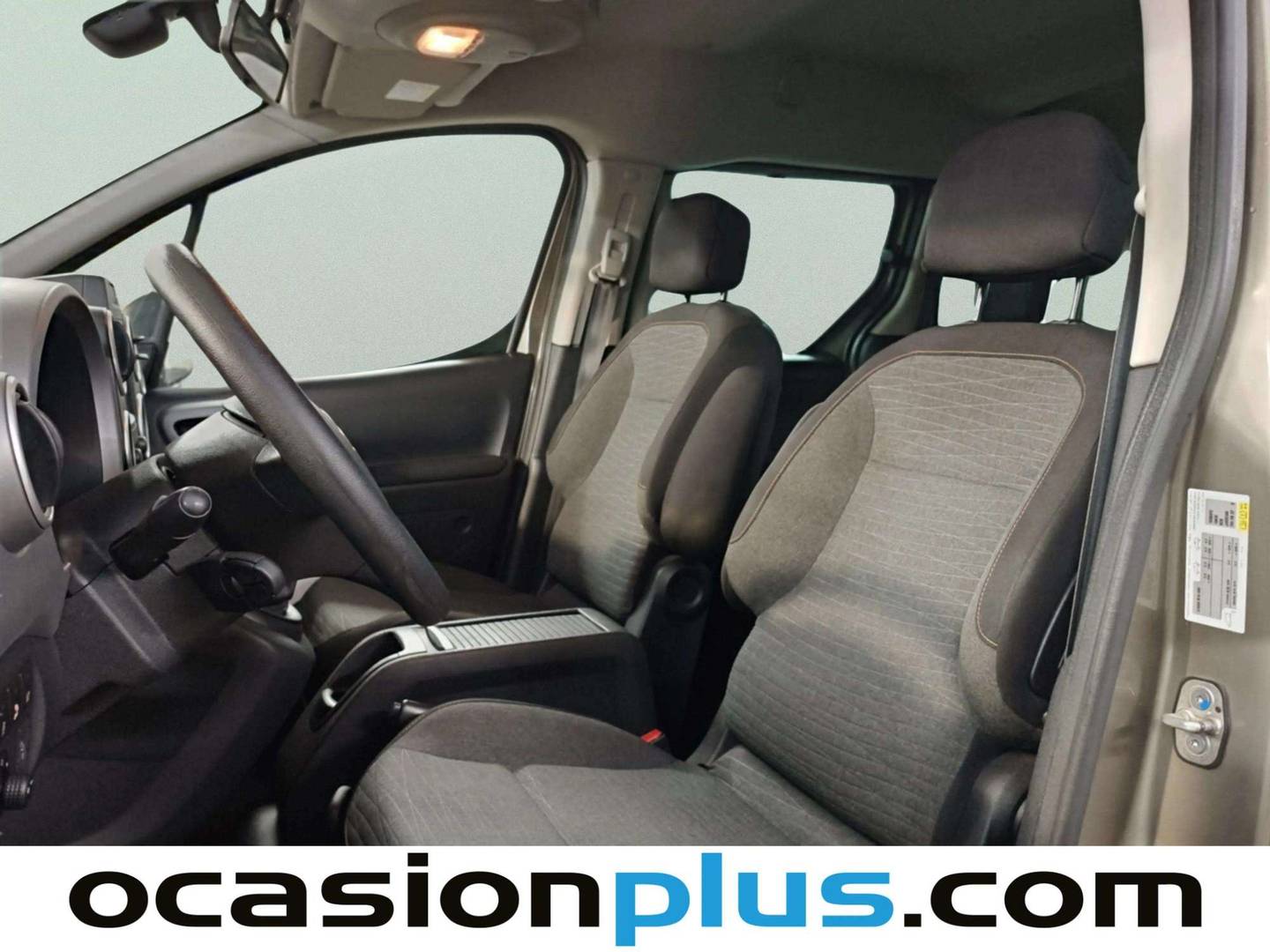 Foto asientos delanteros Citroën Berlingo Citroën Berlingo Multispace 20 Aniversario PureTech (110 CV)