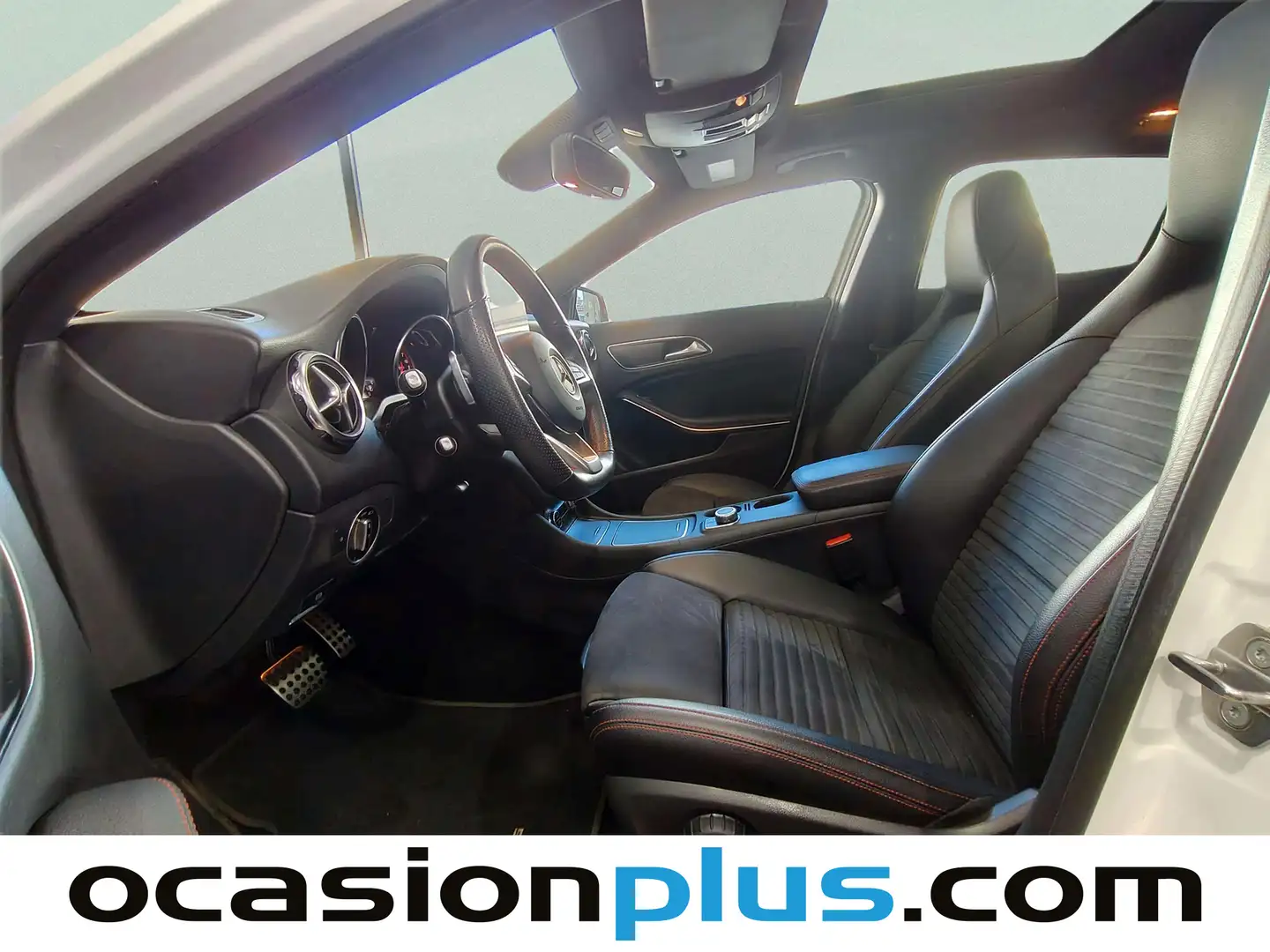 Foto Mercedes GLA Mercedes-Benz GLA GLA 200 (156 CV) Pack AMG