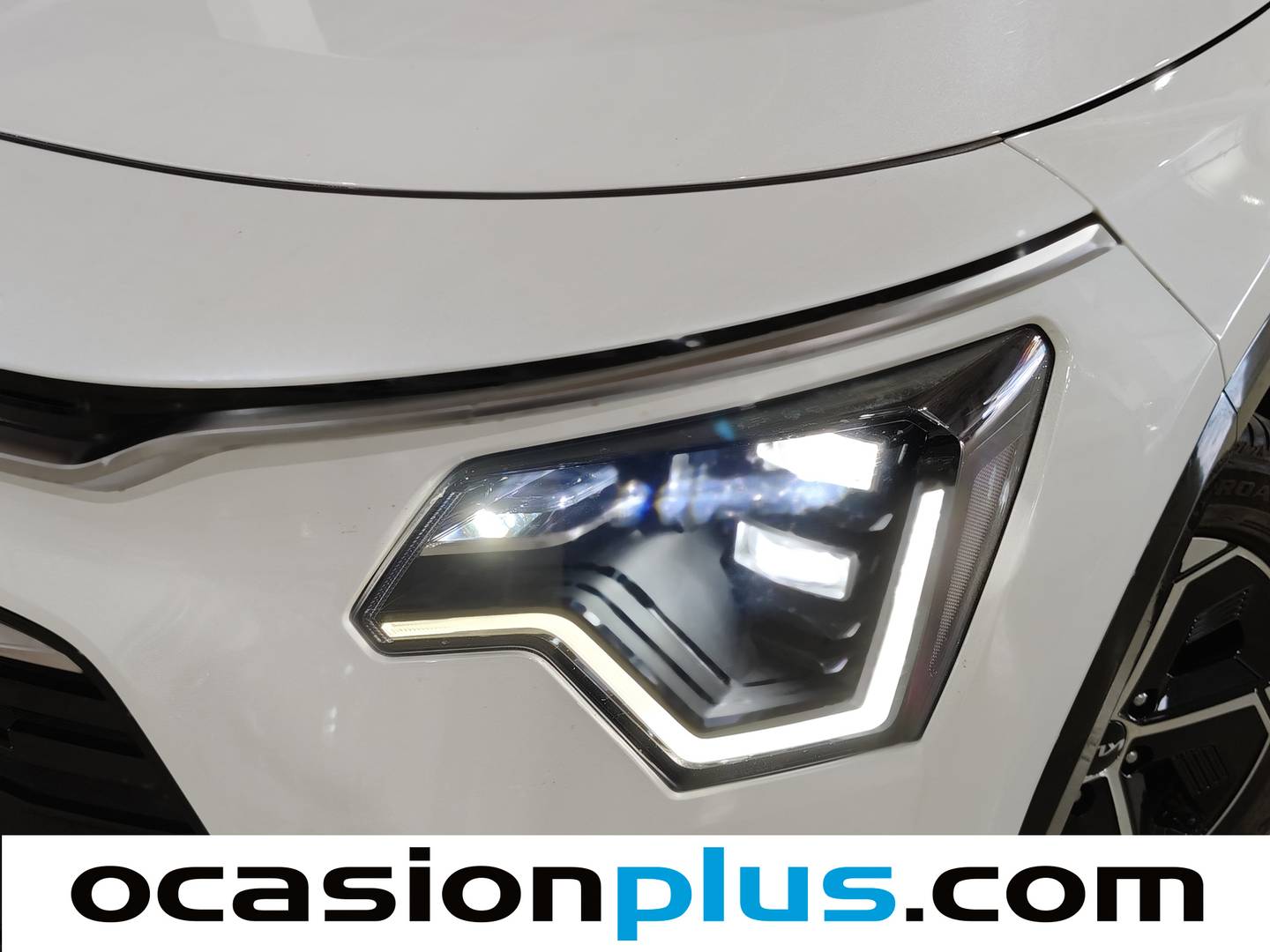 Acabados KIA Niro KIA Niro 1.6 GDi HEV Drive (141 CV)