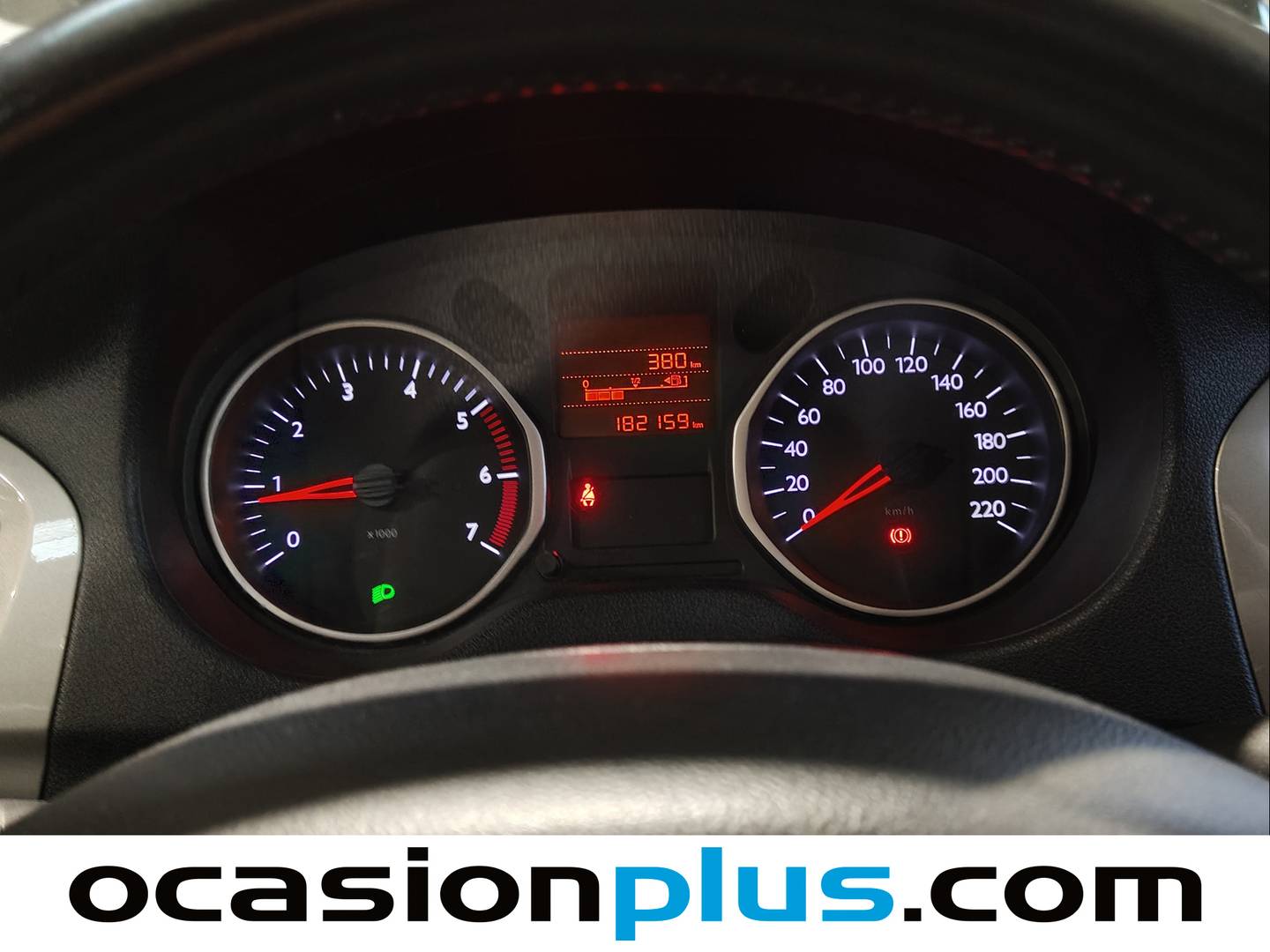 Foto Citroën C-Elysée Citroen C-Elysee BlueHDi 100 Exclusive (100 CV)