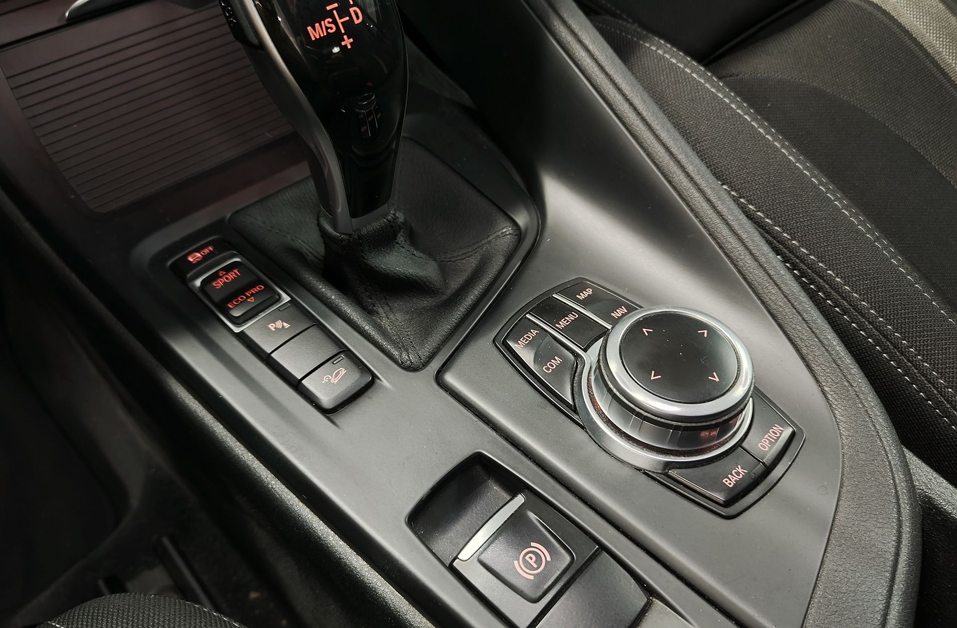 BMW X1 xDrive18d - foto 35