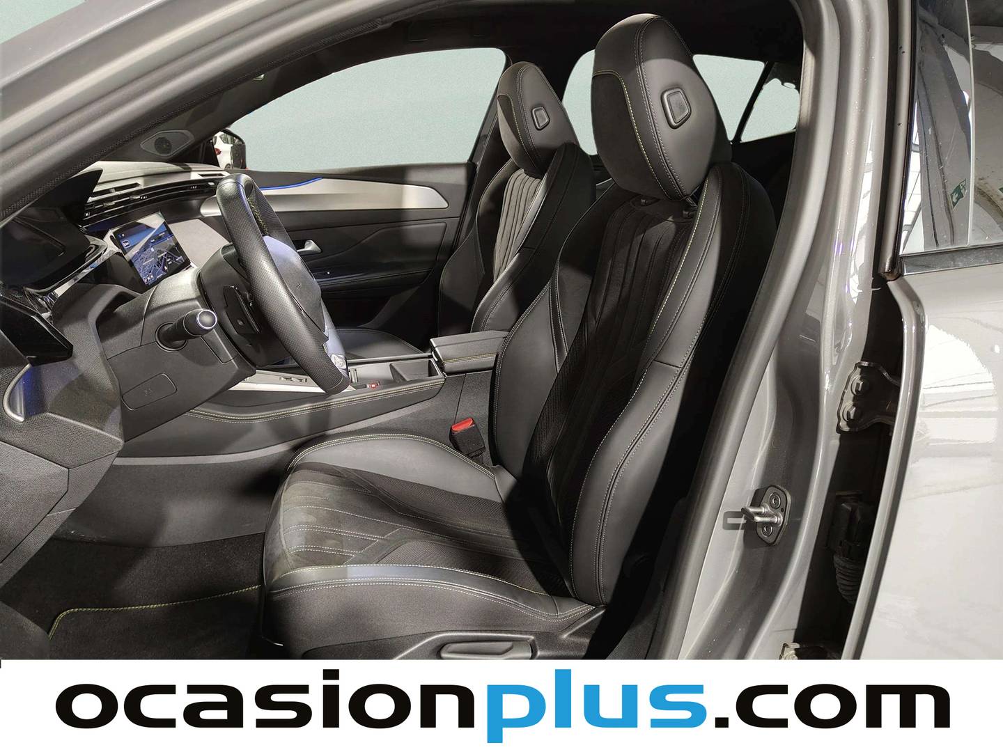 Foto asientos delanteros Peugeot 408 Peugeot 408 PHEV 225 GT e-EAT8 (225 CV)