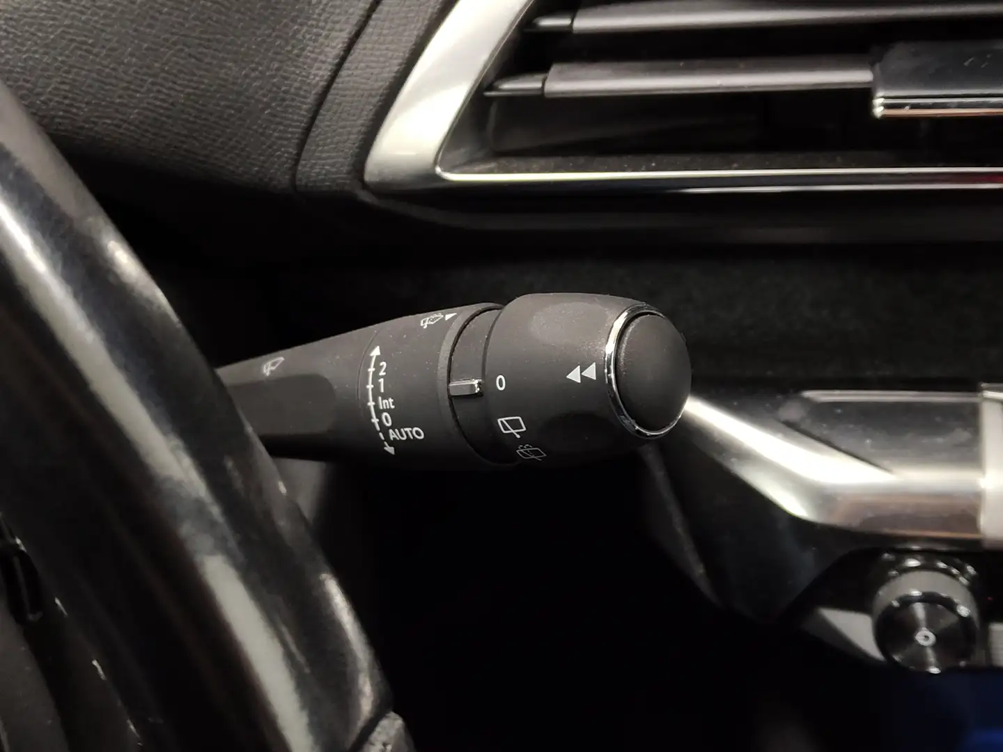 Foto Peugeot 3008 Peugeot 3008 PureTech 130 S&S Allure Pack (130 CV)