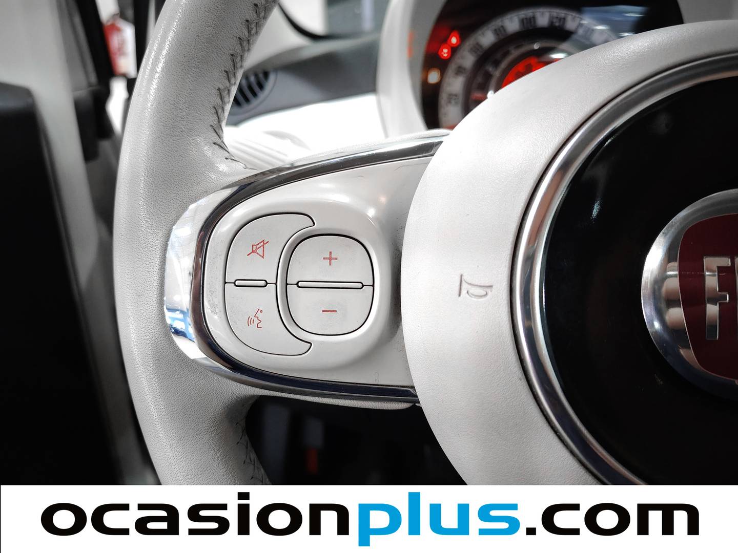 Foto Fiat 500C Fiat 500C 1.2 8v Cabrio Lounge (69 CV)