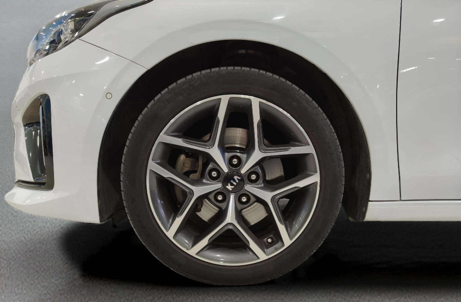 Kia Ceed 1.6 CRDi GT Line DCT - foto 38