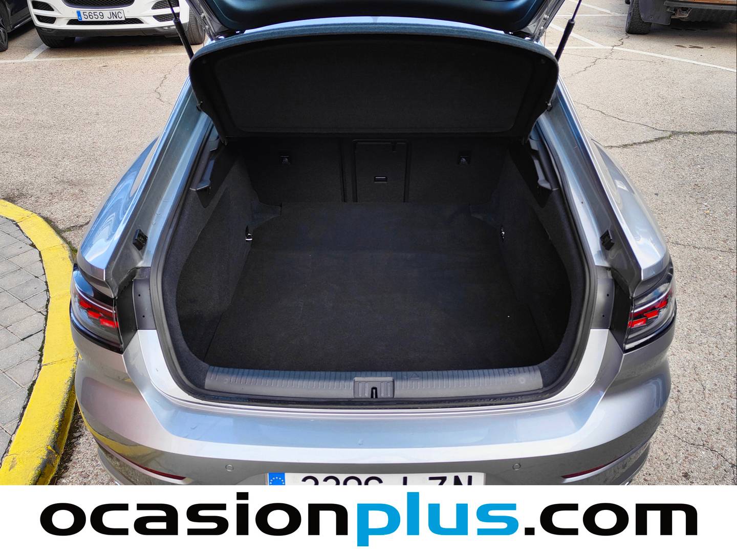 Volkswagen Arteon Volkswagen Arteon R-Line 2.0 TDI (150 CV) DSG km 0