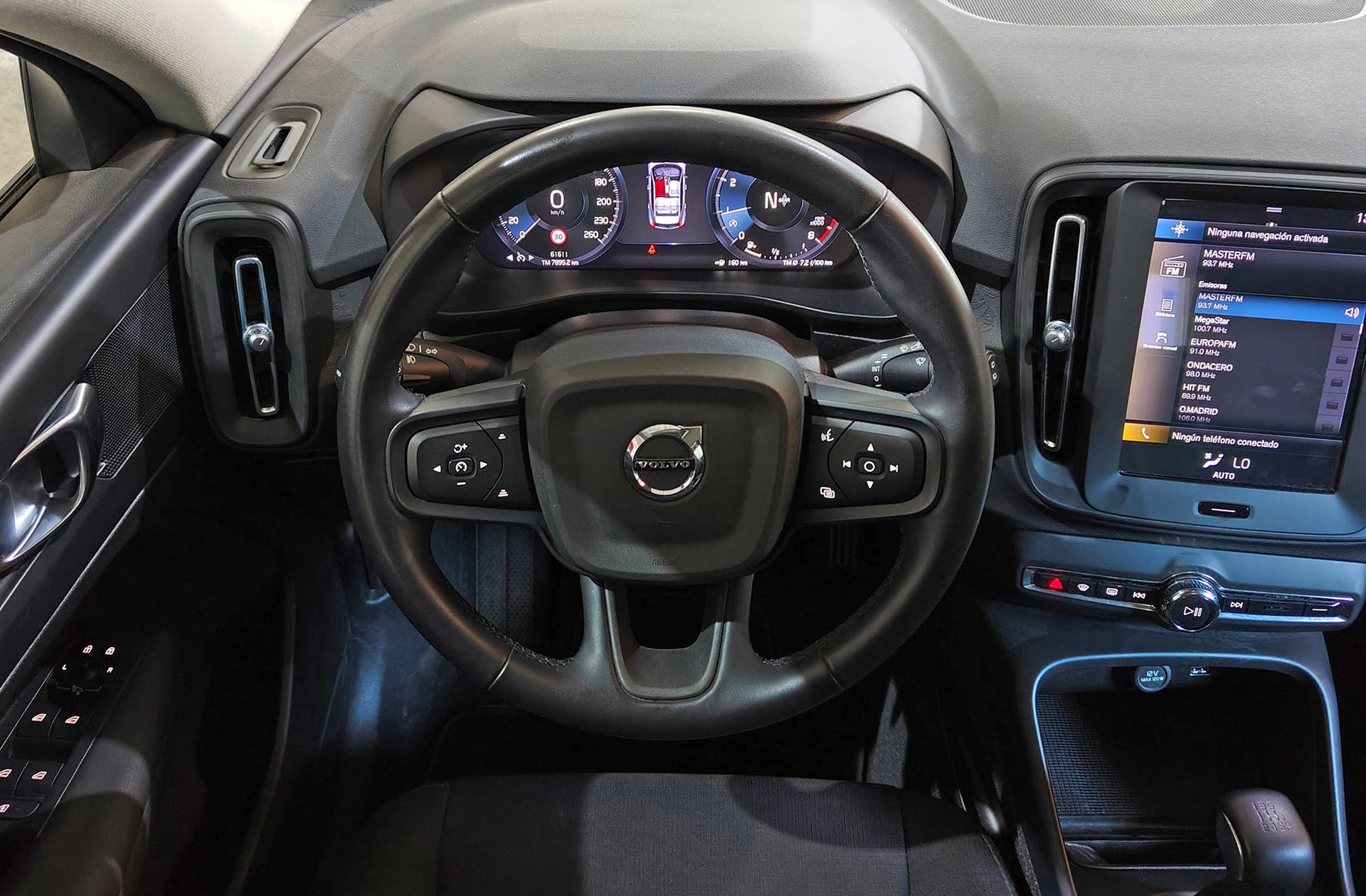 Volvo XC40 T2 Essential - foto 25