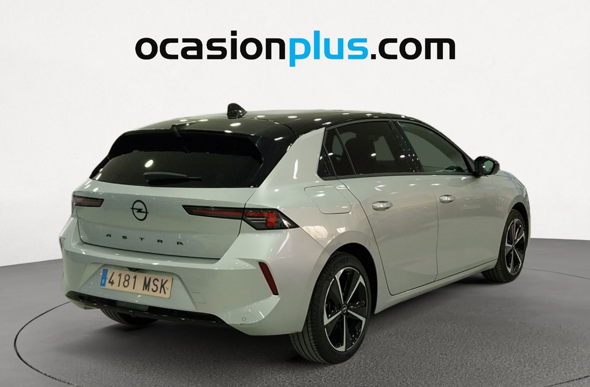 Opel Astra 1.2 Turbo XHT GS - foto 4