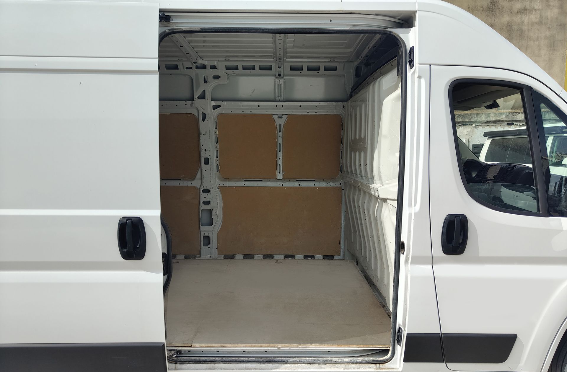 Fiat Ducato Furgon 35 2.2 MultiJet L3H2 - foto 15