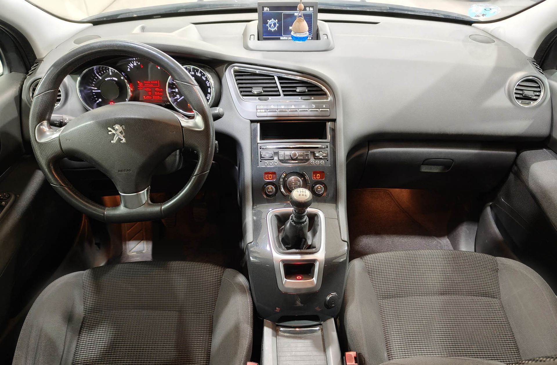 Peugeot 5008 1.6 BlueHDi FAP Allure 7 plazas - foto 7