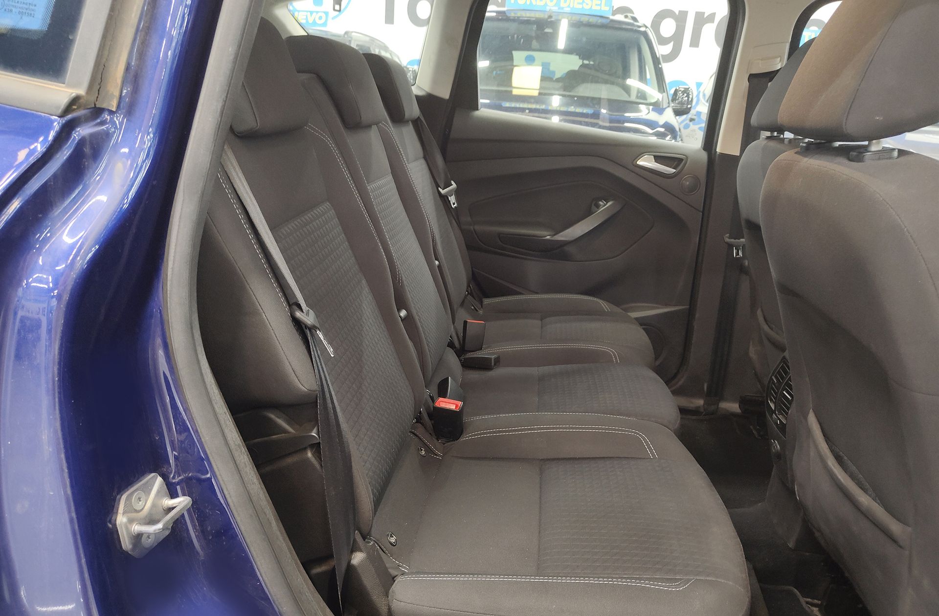 Ford C-Max 1.0 EcoBoost Trend+ - foto 13