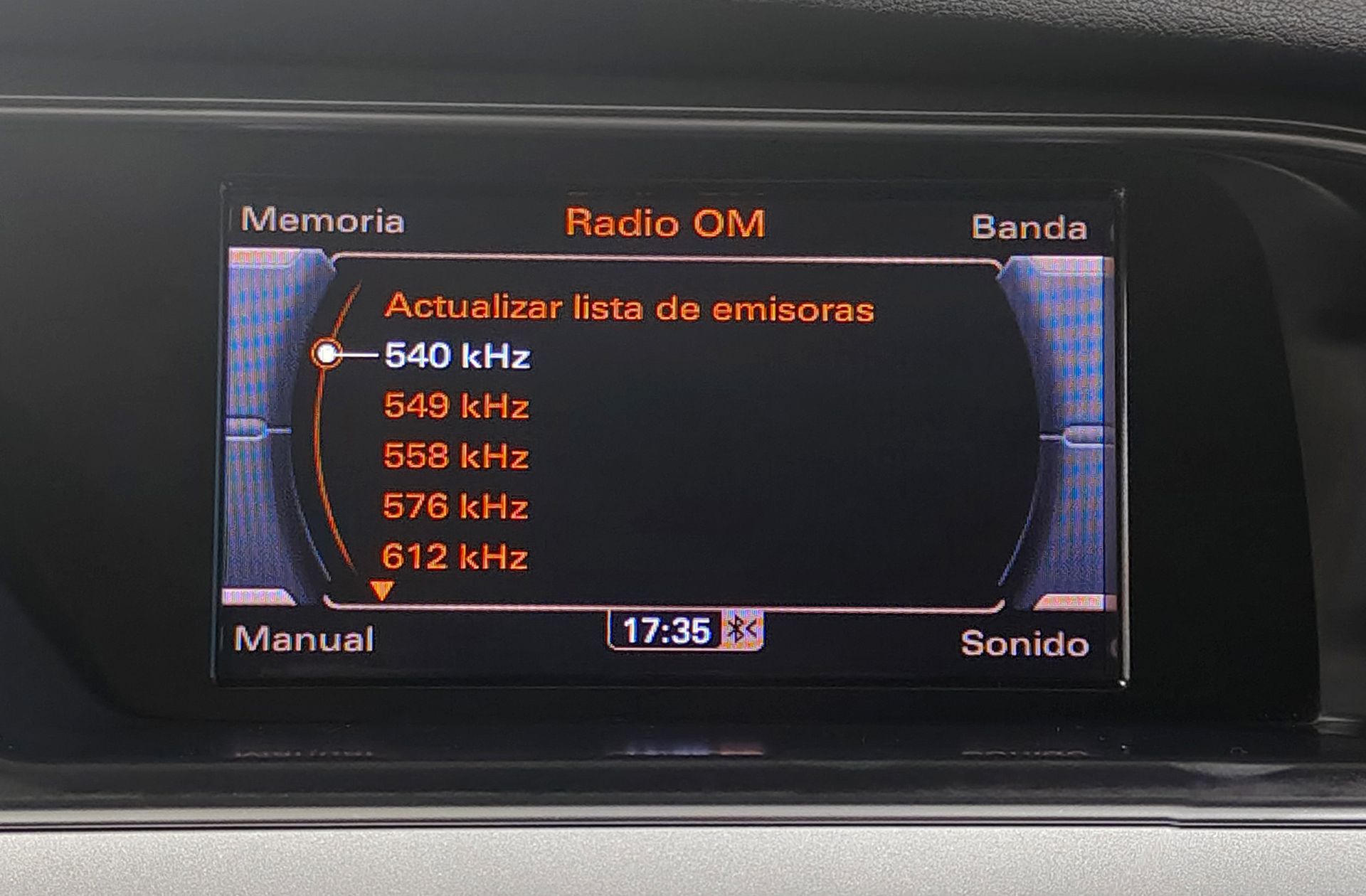 Audi A4 Avant S line edition 2.0 TDI - foto 31