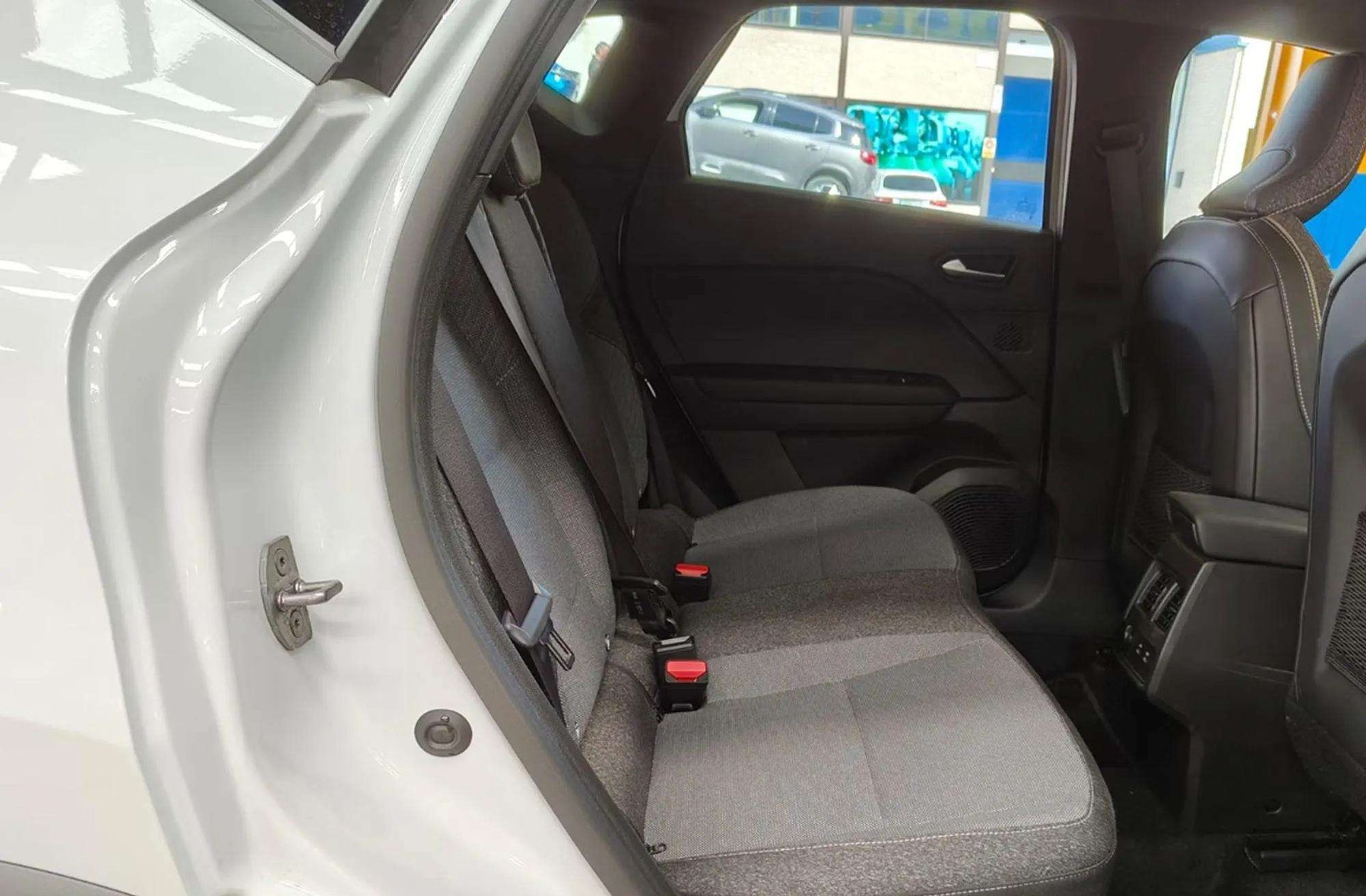 Renault Captur Techno E-Tech Híbrido - foto 21