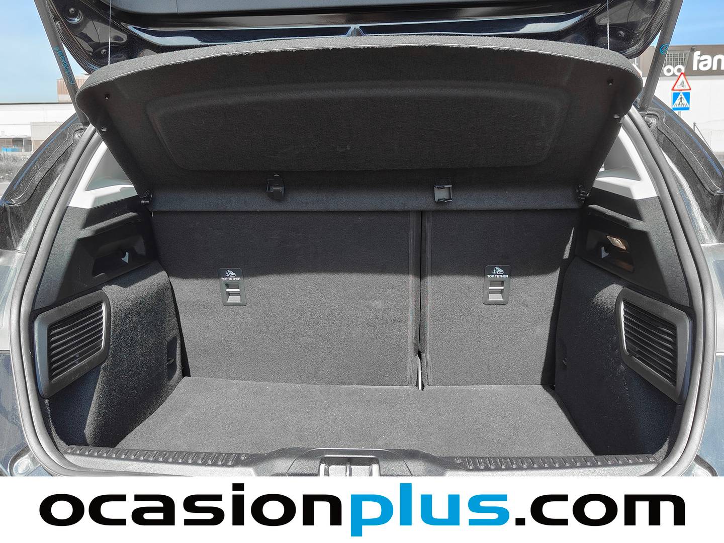 Fotos maletero Ford Focus Ford Focus 1.0 Ecoboost MHEV Active Auto (155 CV)