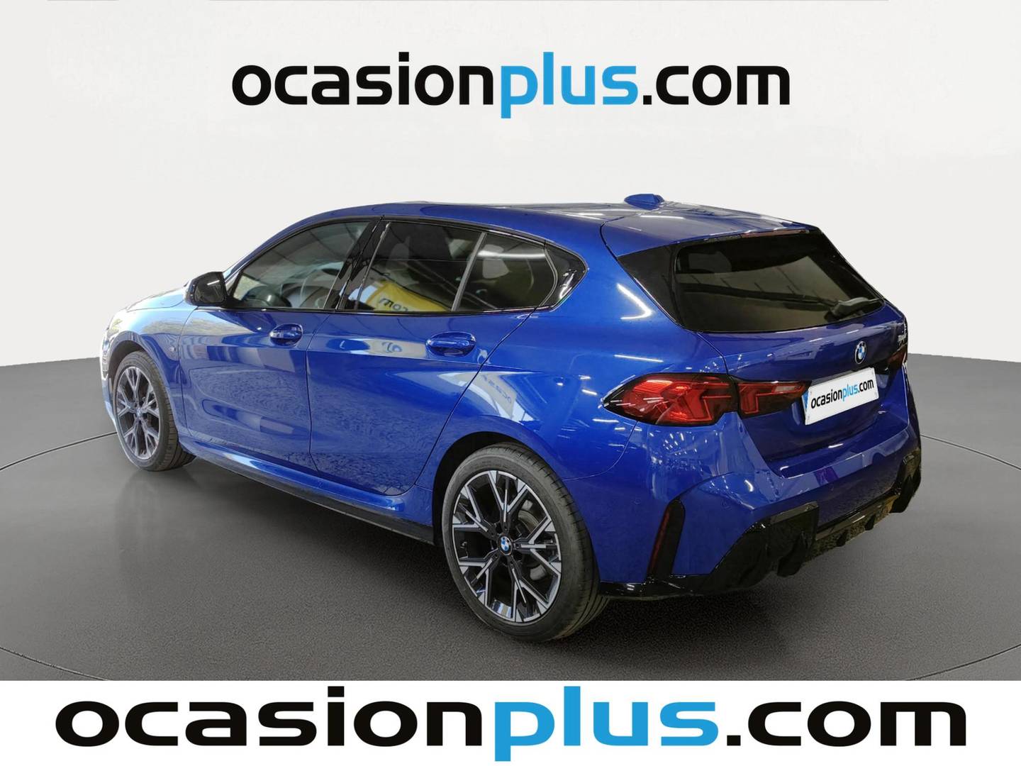 Foto trasera BMW Serie 1 BMW Serie 1 120d (163 CV) Pack M izquierda