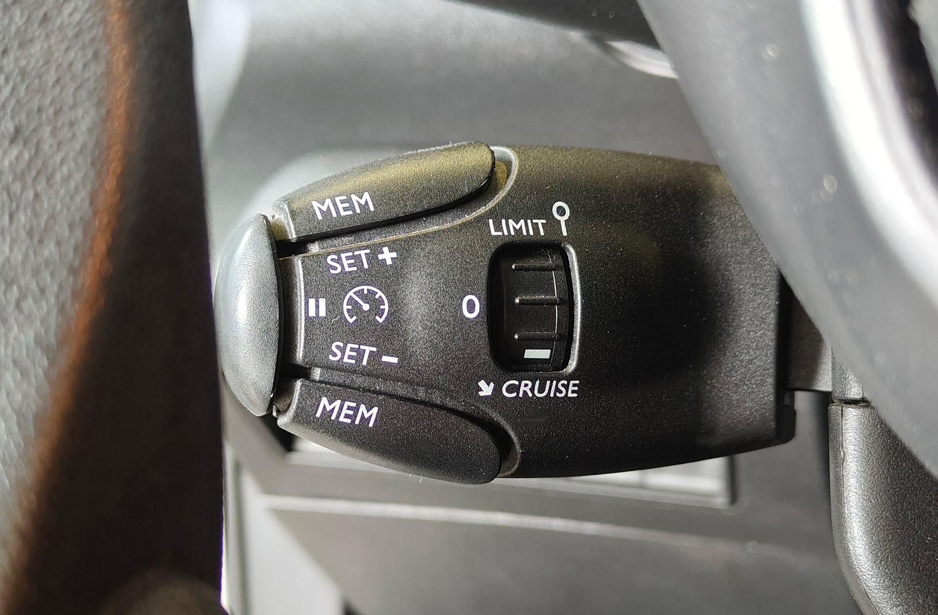 Peugeot Rifter BlueHDi 100 Access Standard - foto 19