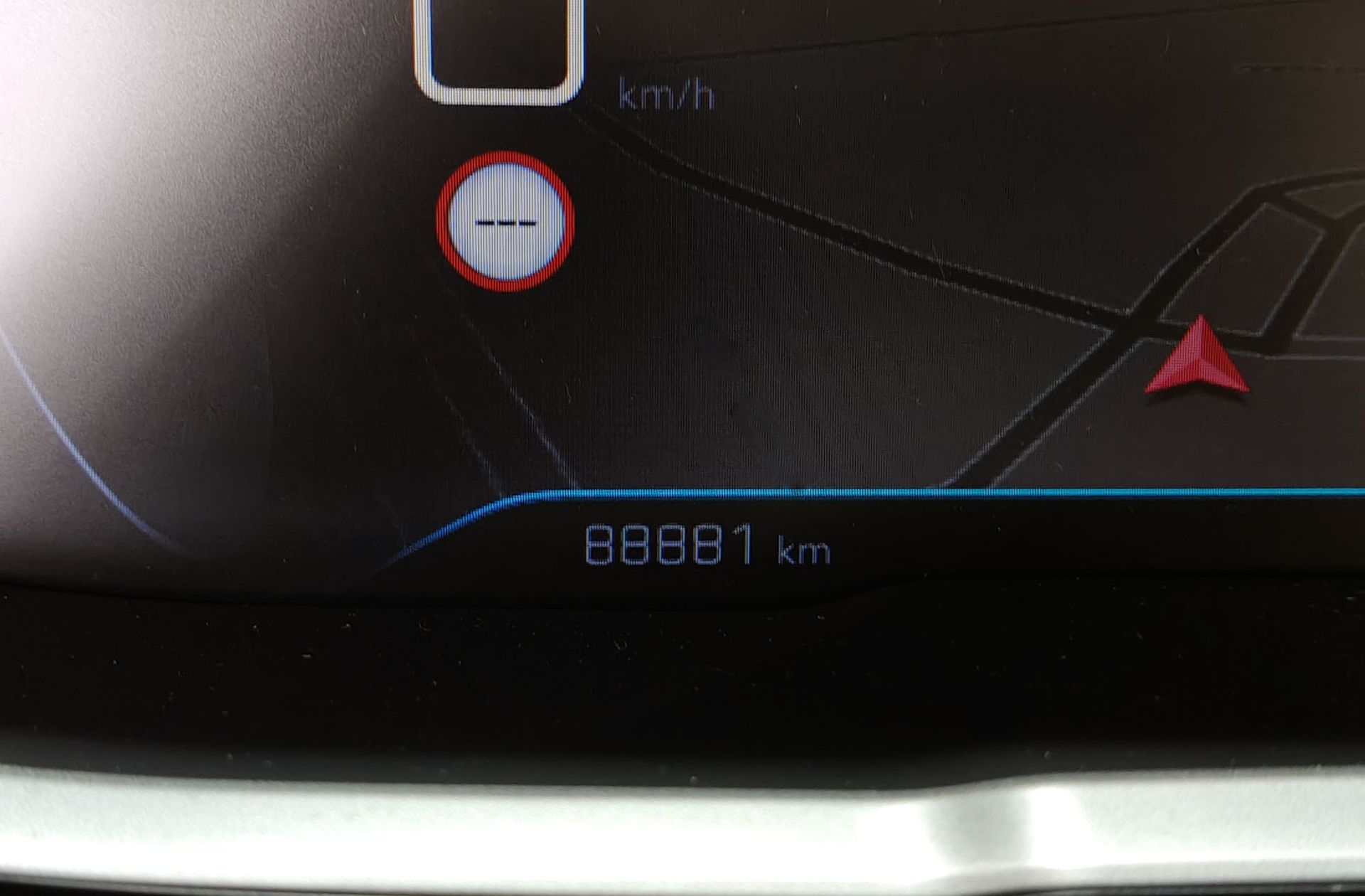 Peugeot 3008 BlueHDi 130 Allure - foto 10