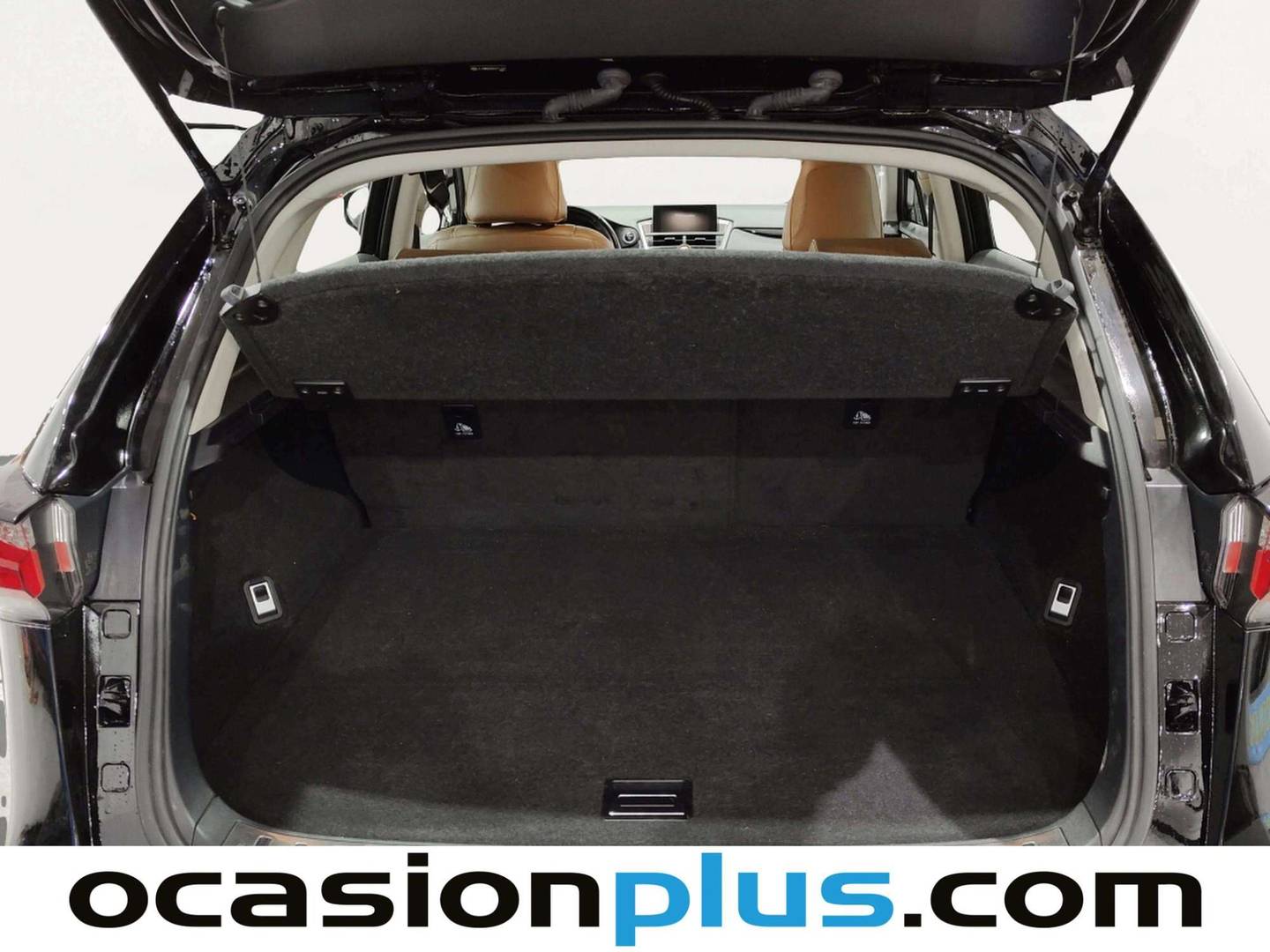 Fotos maletero Lexus NX Lexus NX 300h Corporate 2WD + Navibox (197 CV)