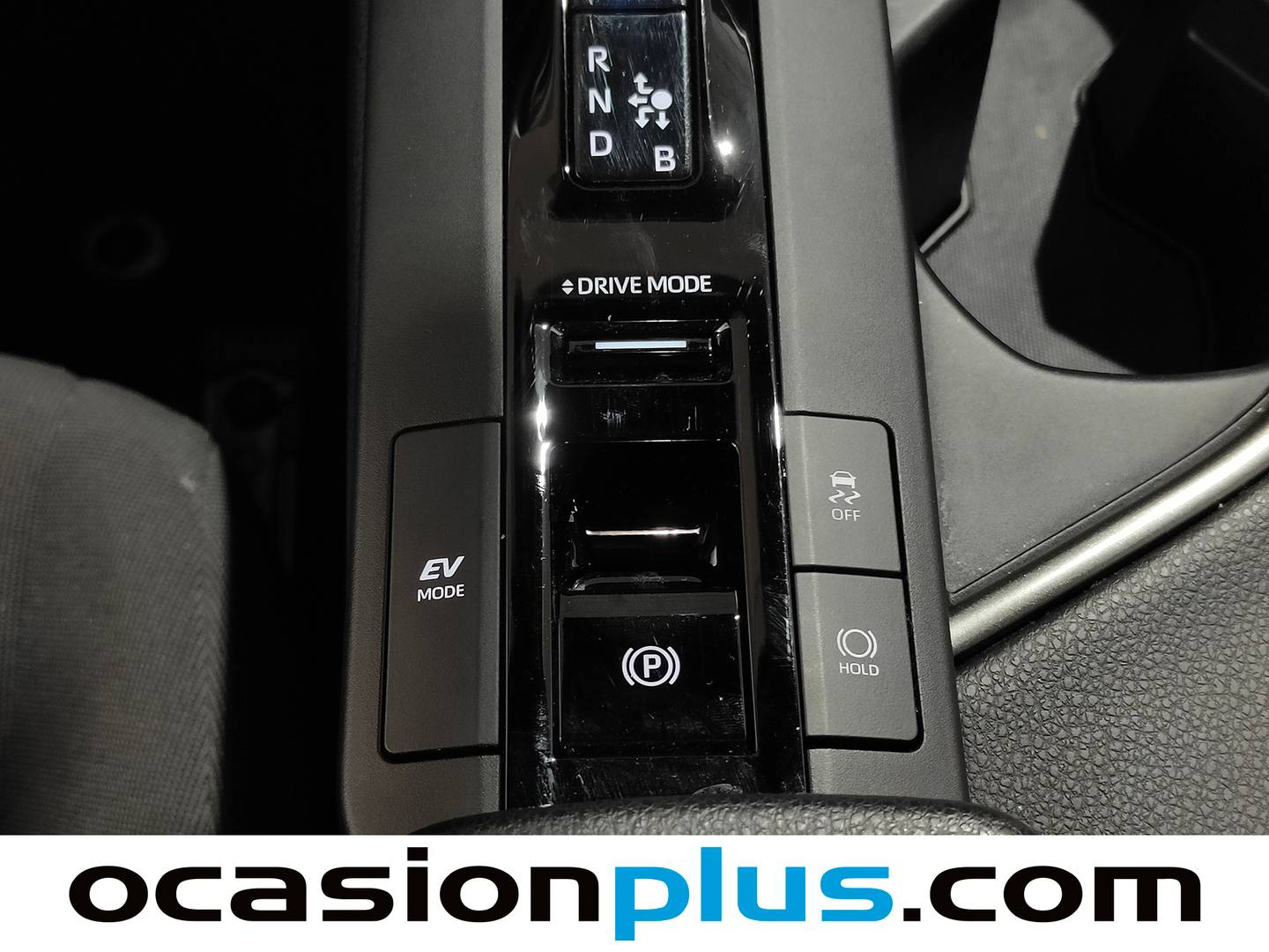 Extras del Toyota C-HR Toyota C-HR 140H Advance (140 CV)