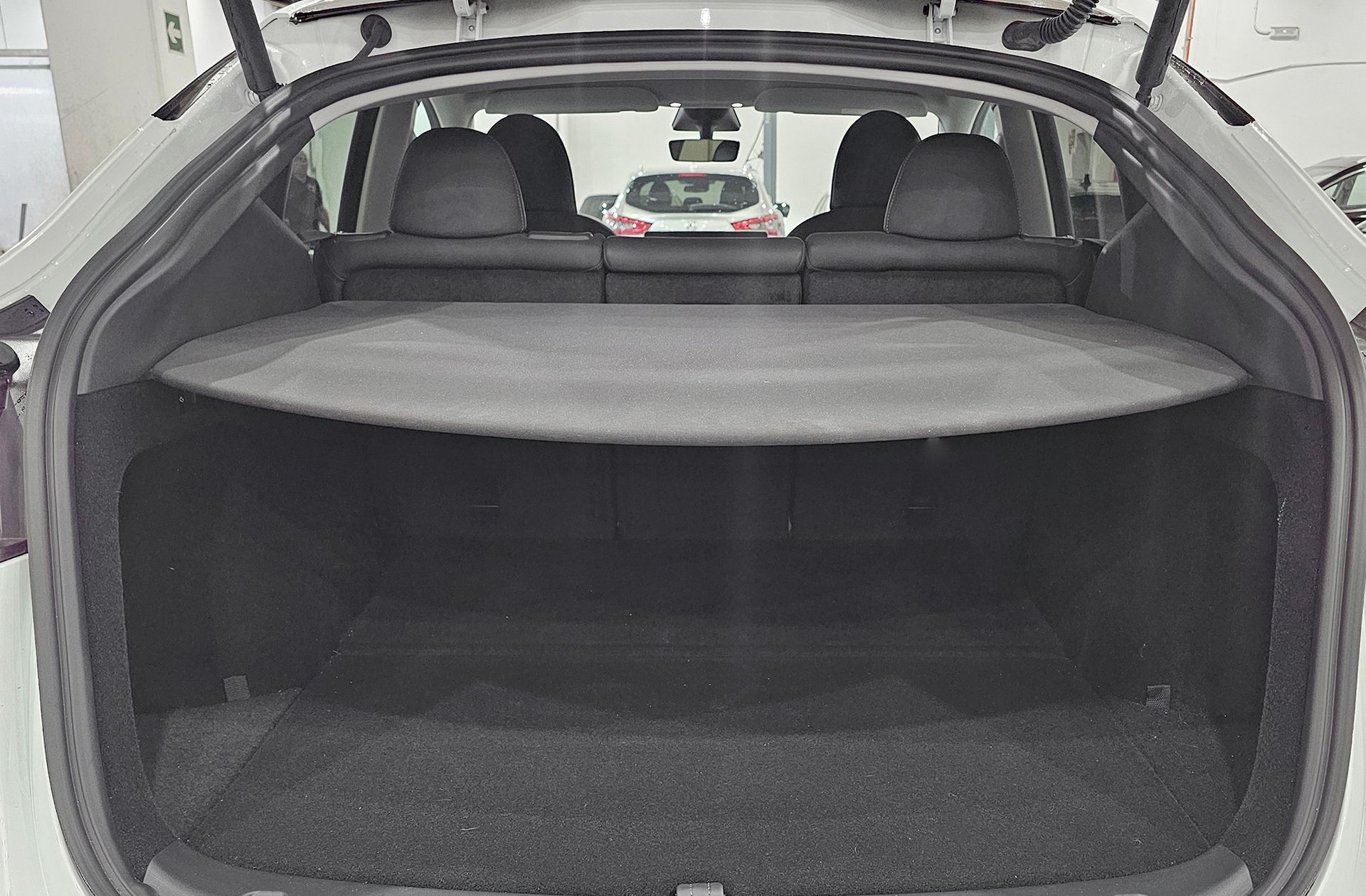 Tesla Model Y Tracción Trasera RWD - foto 20