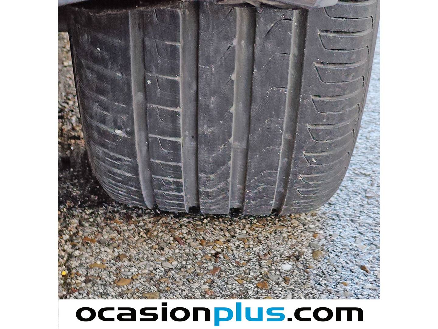 Foto Volkswagen Tiguan Volkswagen Tiguan Sport 2.0 TDI (150 CV) DSG Pack R-Line