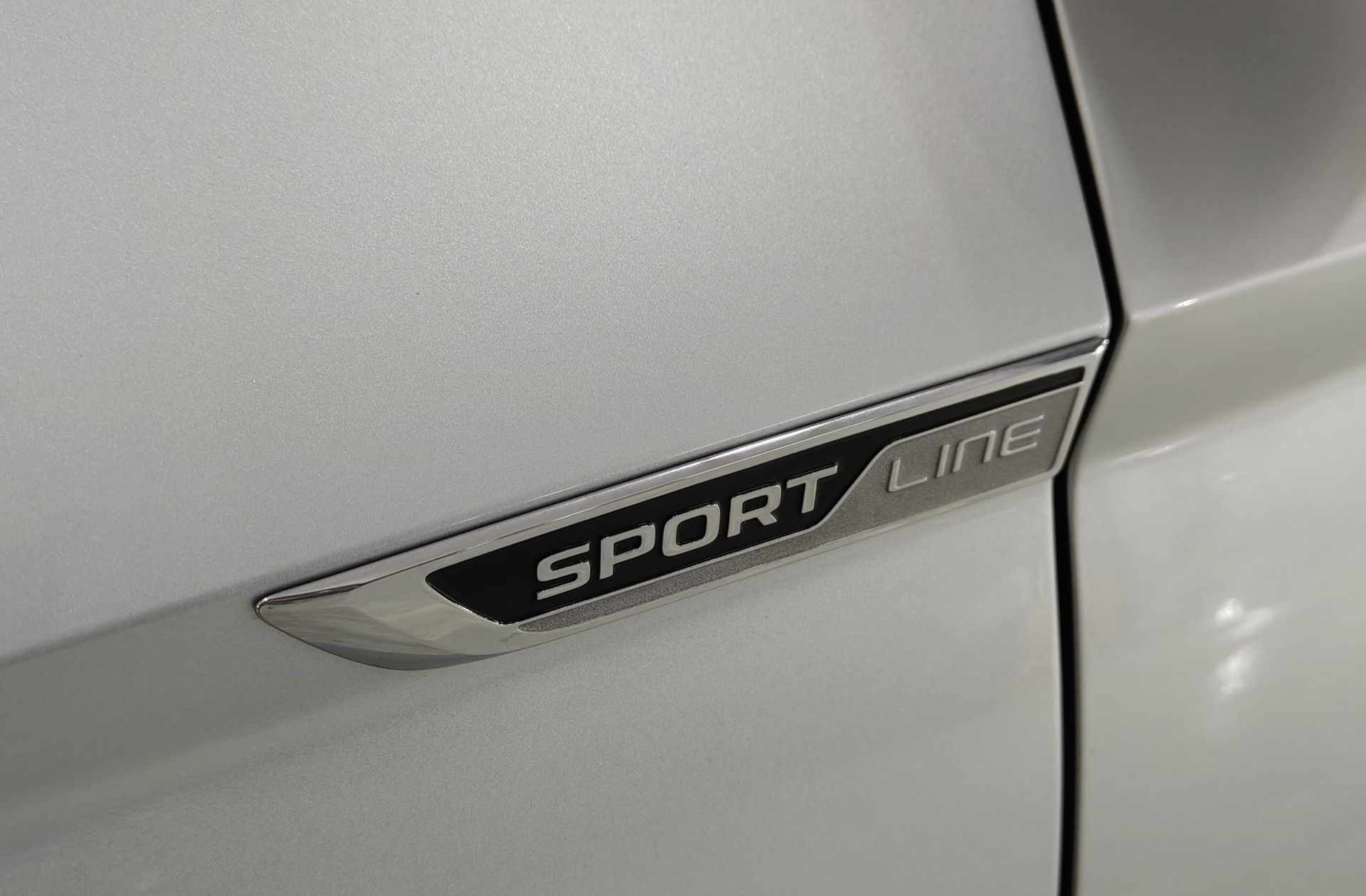 Škoda Karoq 1.5 TSI Sportline - foto 5