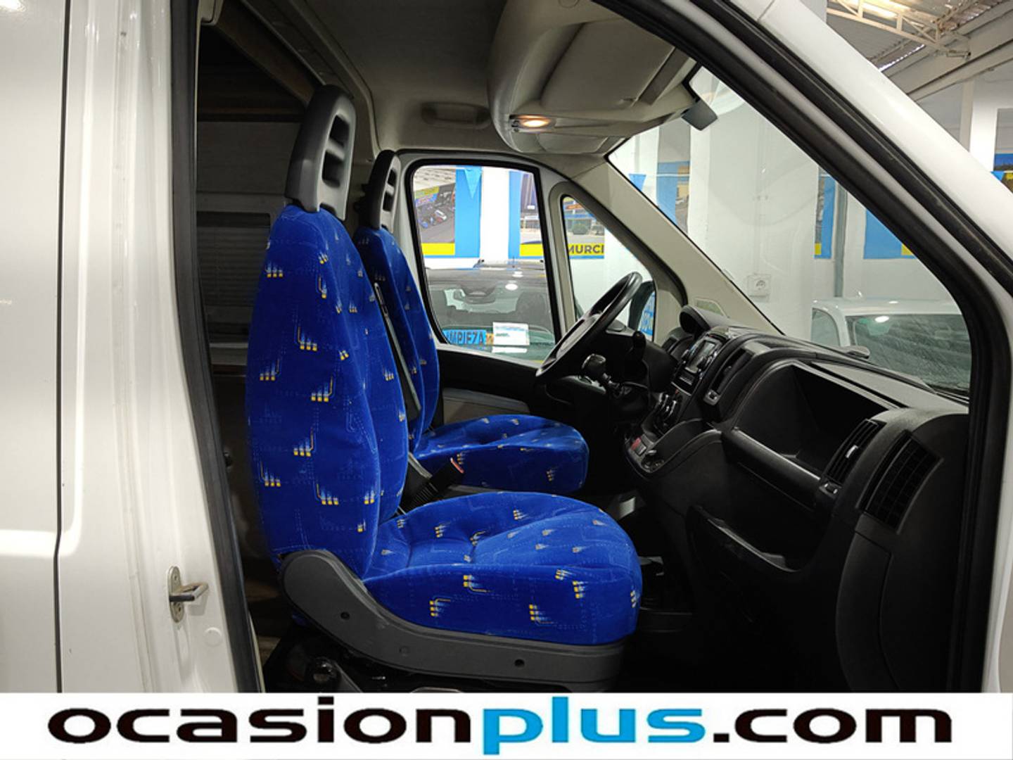 Foto Peugeot Boxer Peugeot Boxer Furgon BlueHDi 130 Pack 335 L3H2 (130 CV) Camperizada 4 Plazas