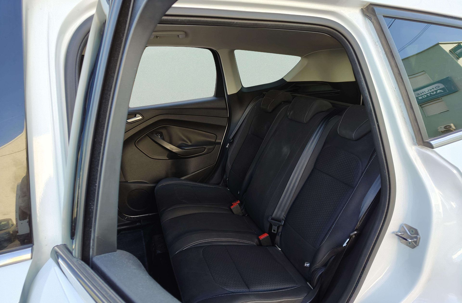 Ford Kuga 1.5 EcoBoost Trend+ 4x2 - foto 11