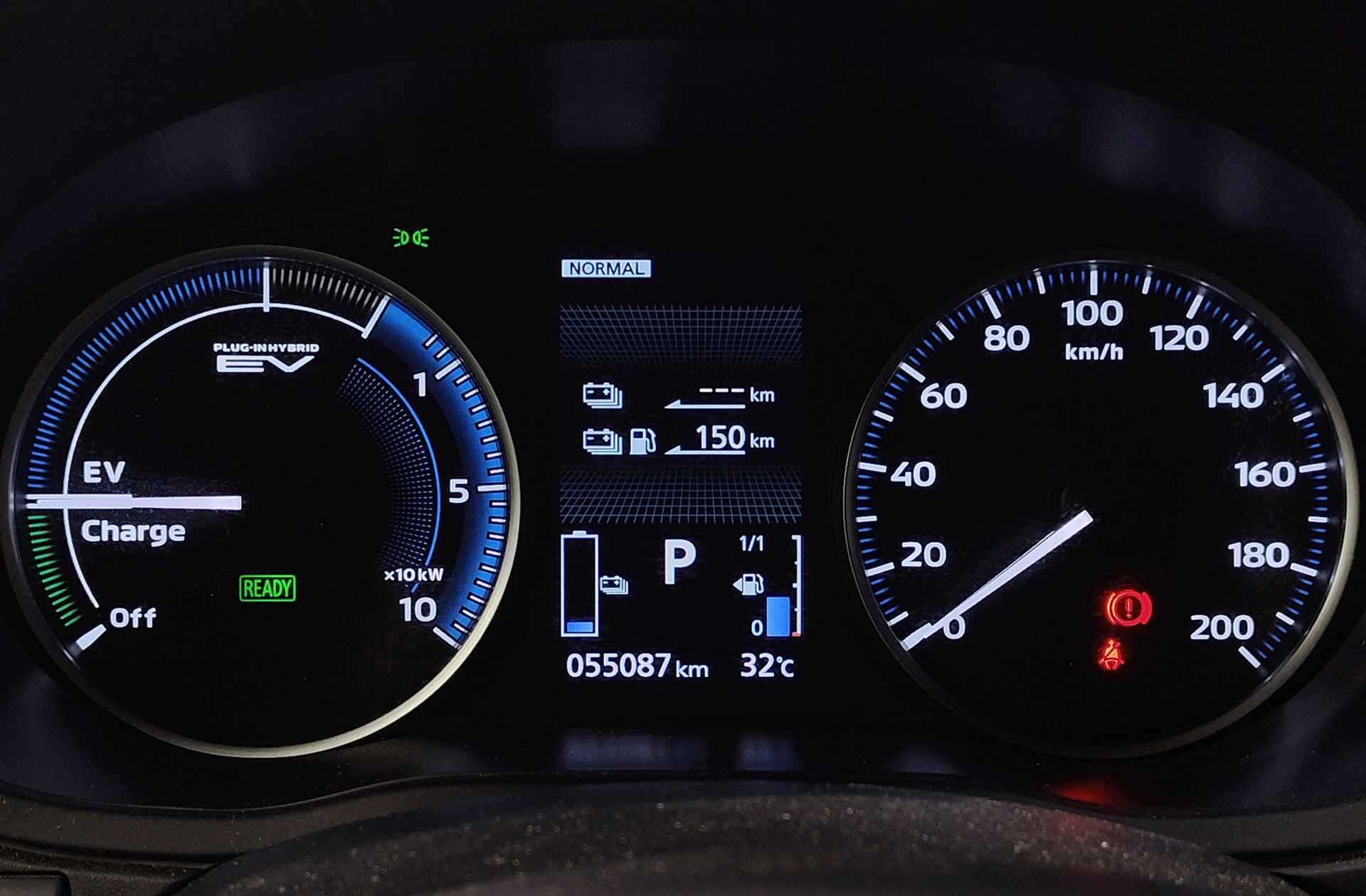 Mitsubishi Eclipse Cross 2.4 PHEV Motion 4WD - foto 21