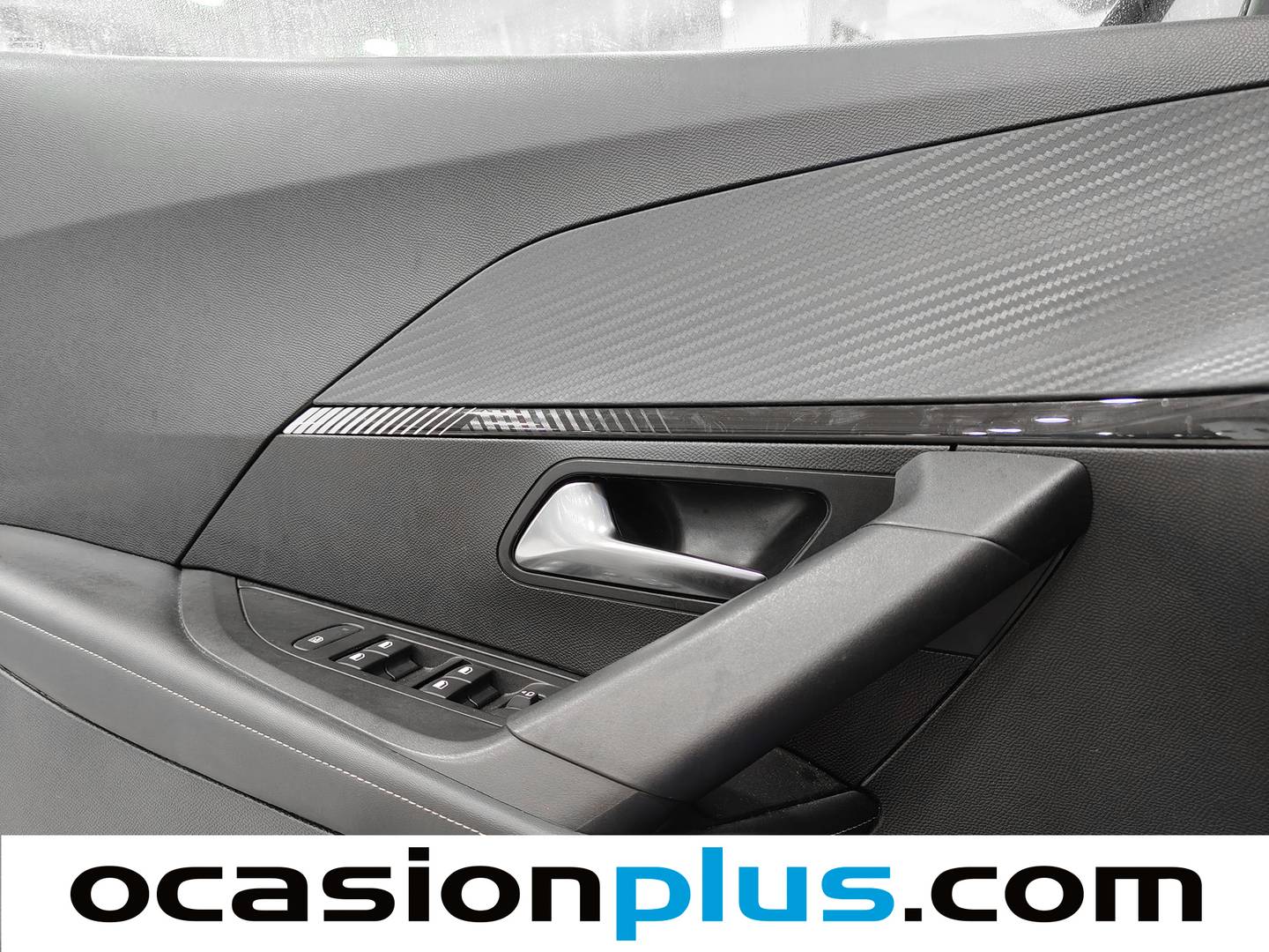 Foto Peugeot 2008 Peugeot 2008 PureTech 100 S&S Allure (100 CV)