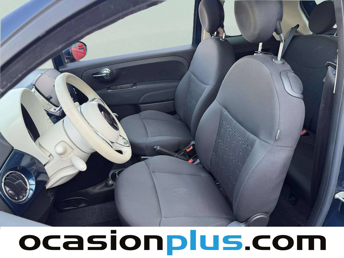 Foto asientos delanteros Fiat 500 Fiat 500 1.0 Hybrid Dolcevita (70 CV)
