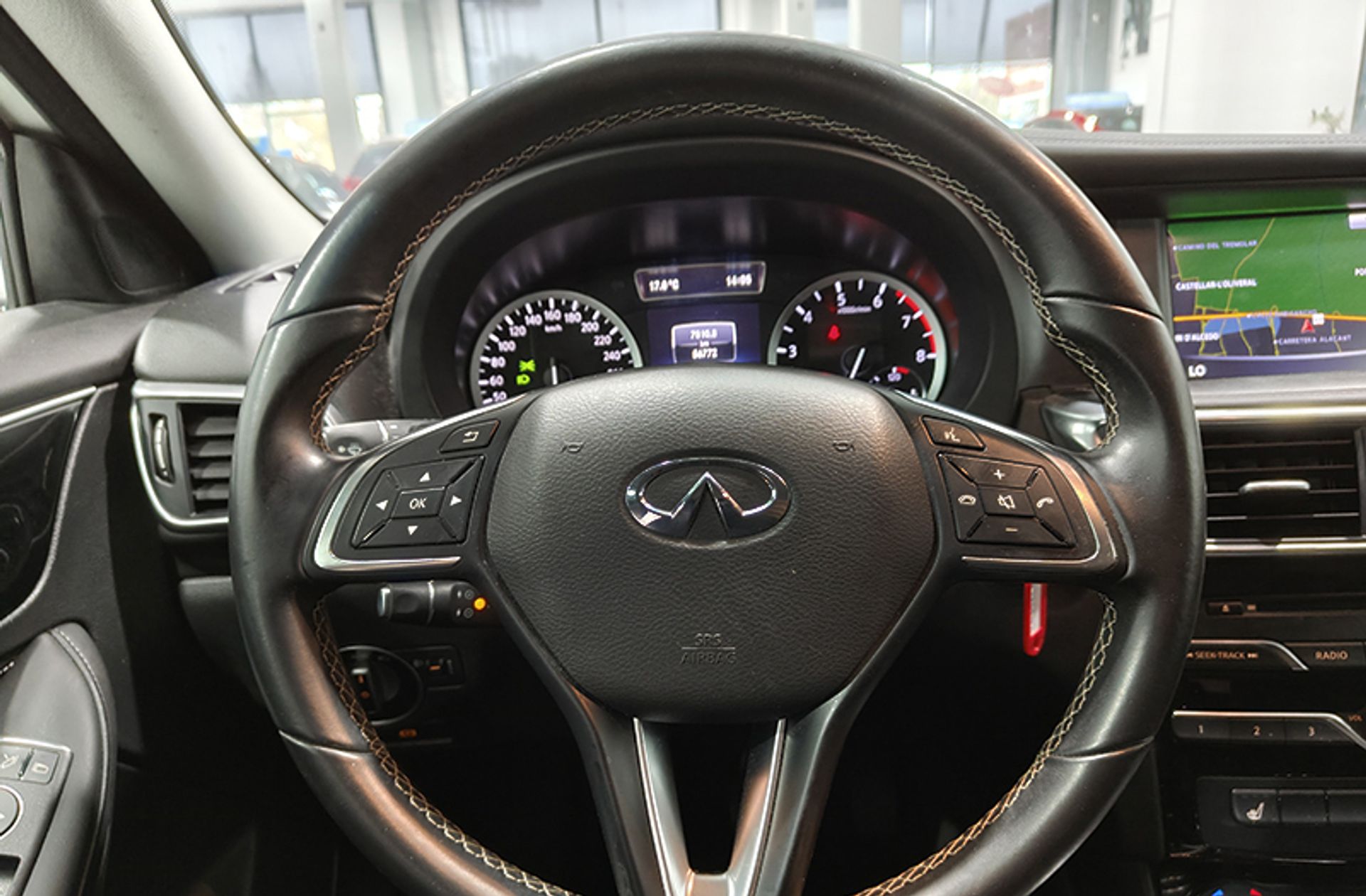 Infiniti Q30 1.6T Premium - foto 21